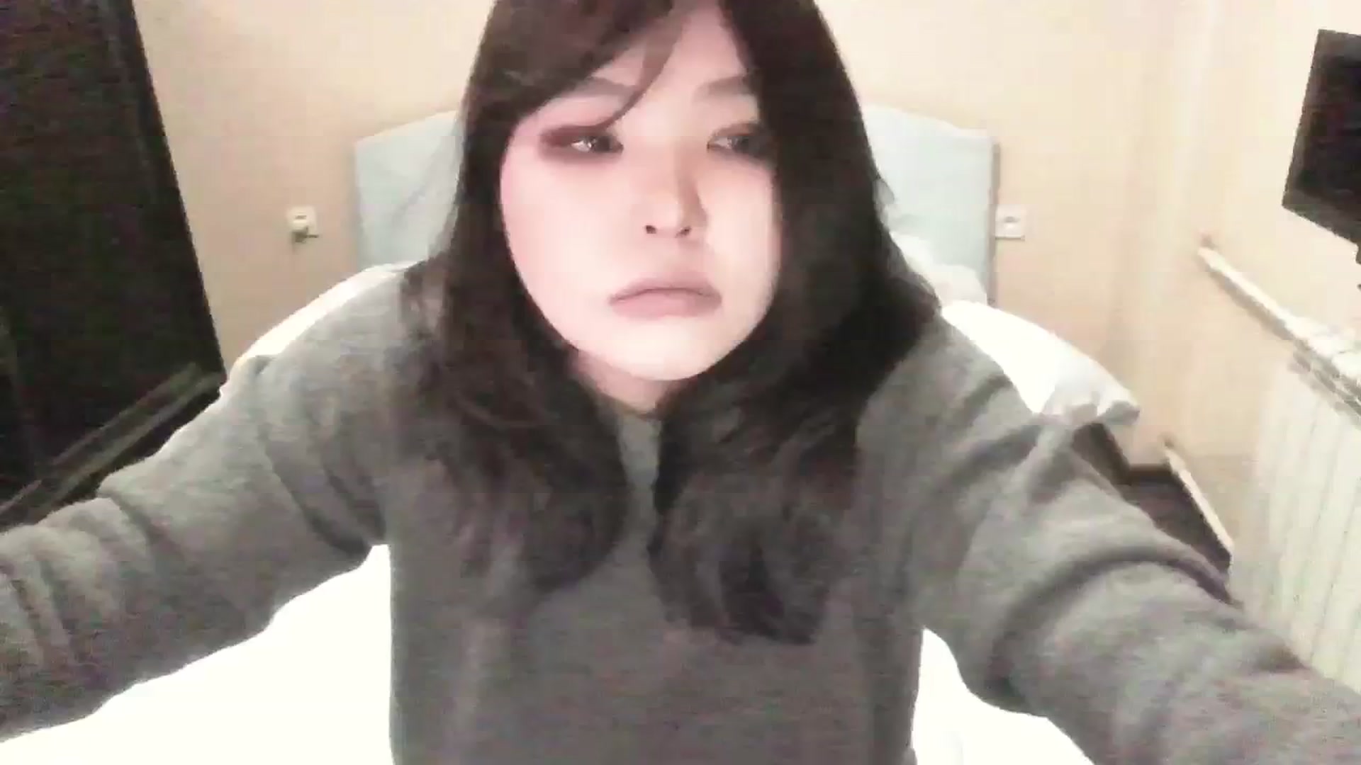 Gallery image thumbnail from AmaiSan's myfreecams stream on, 01/20/2024, 23:03 image 1 of 20