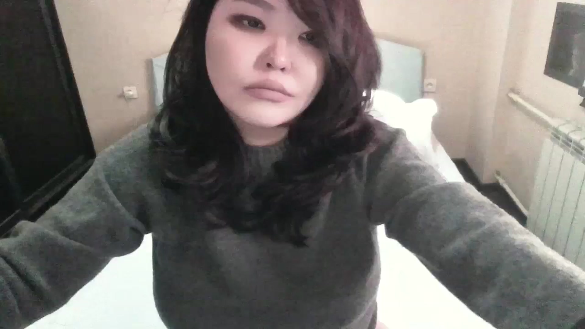 Gallery image thumbnail from AmaiSan's myfreecams stream on, 01/22/2024, 04:25 image 12 of 20