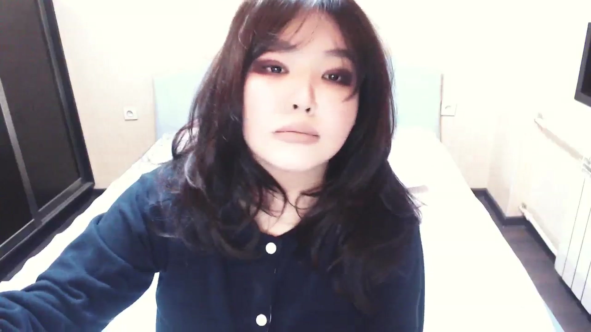 Gallery image thumbnail from AmaiSan's myfreecams stream on, 01/28/2024, 19:46 image 17 of 20