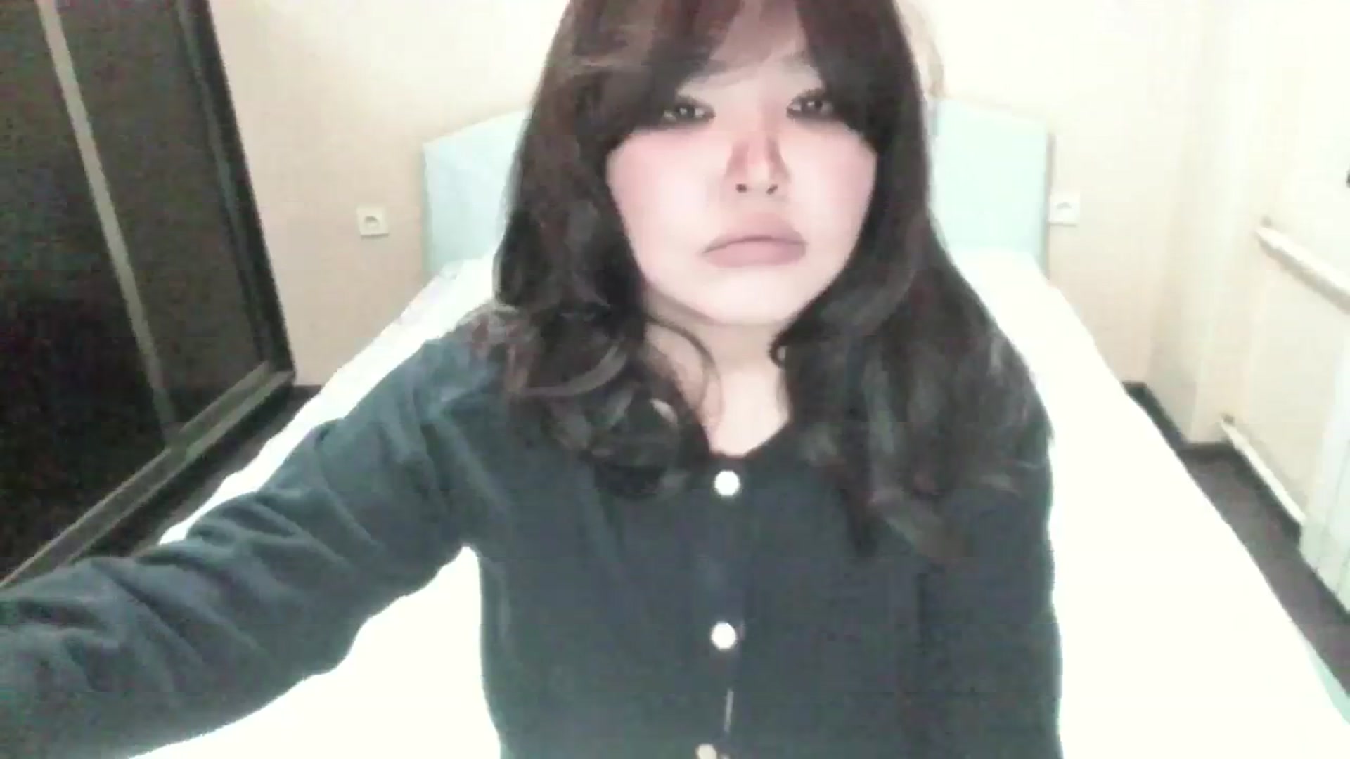 Gallery image thumbnail from AmaiSan's myfreecams stream on, 01/28/2024, 19:46 image 10 of 20