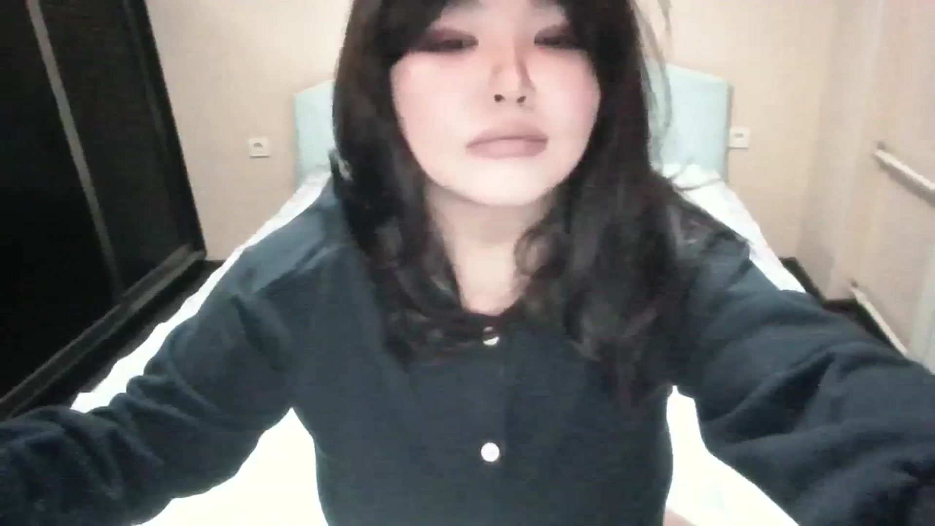 Gallery image thumbnail from AmaiSan's myfreecams stream on, 01/28/2024, 19:46 image 4 of 20