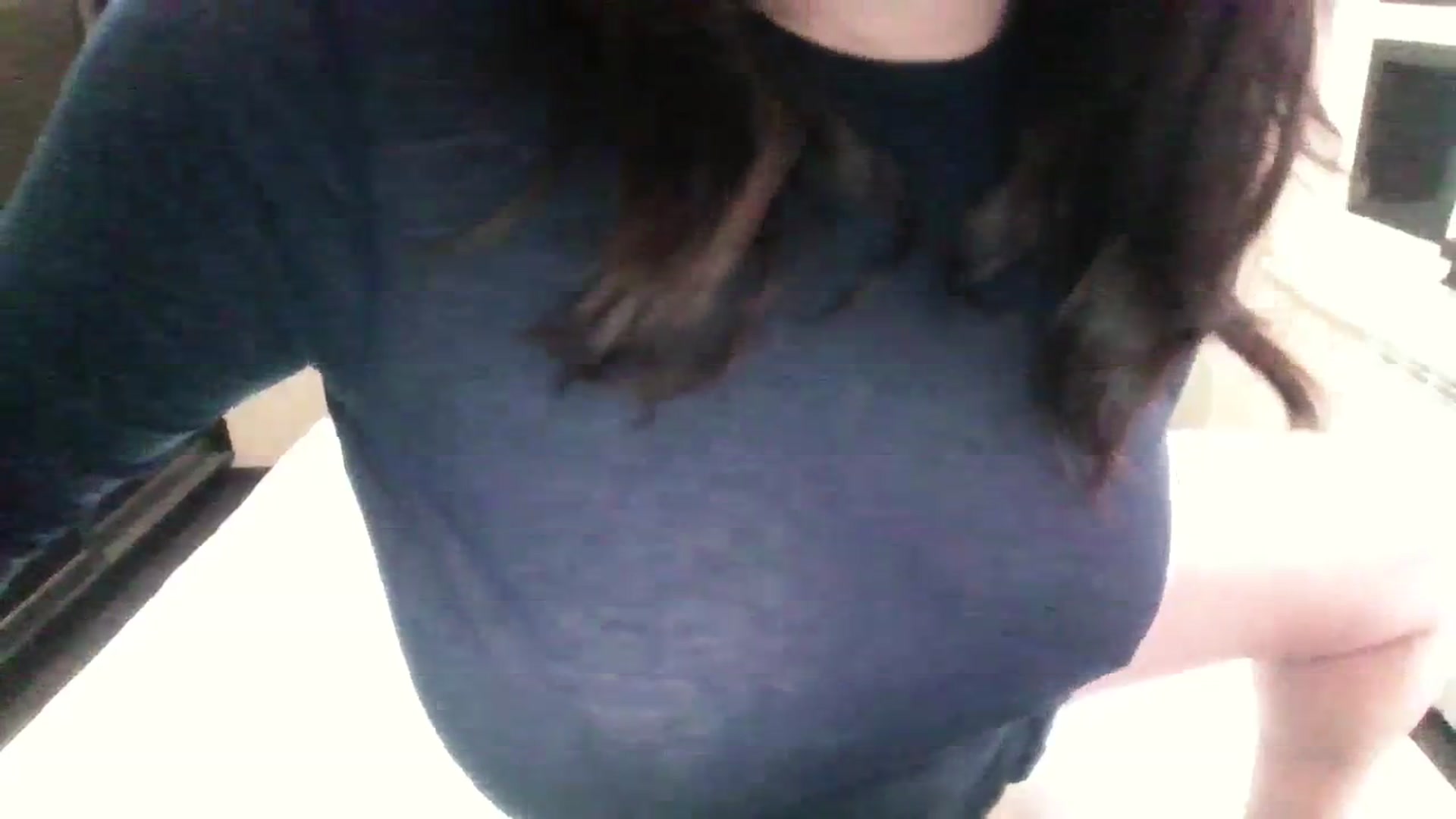 Gallery image thumbnail from AmaiSan's myfreecams stream on, 02/04/2024, 08:05 image 4 of 20