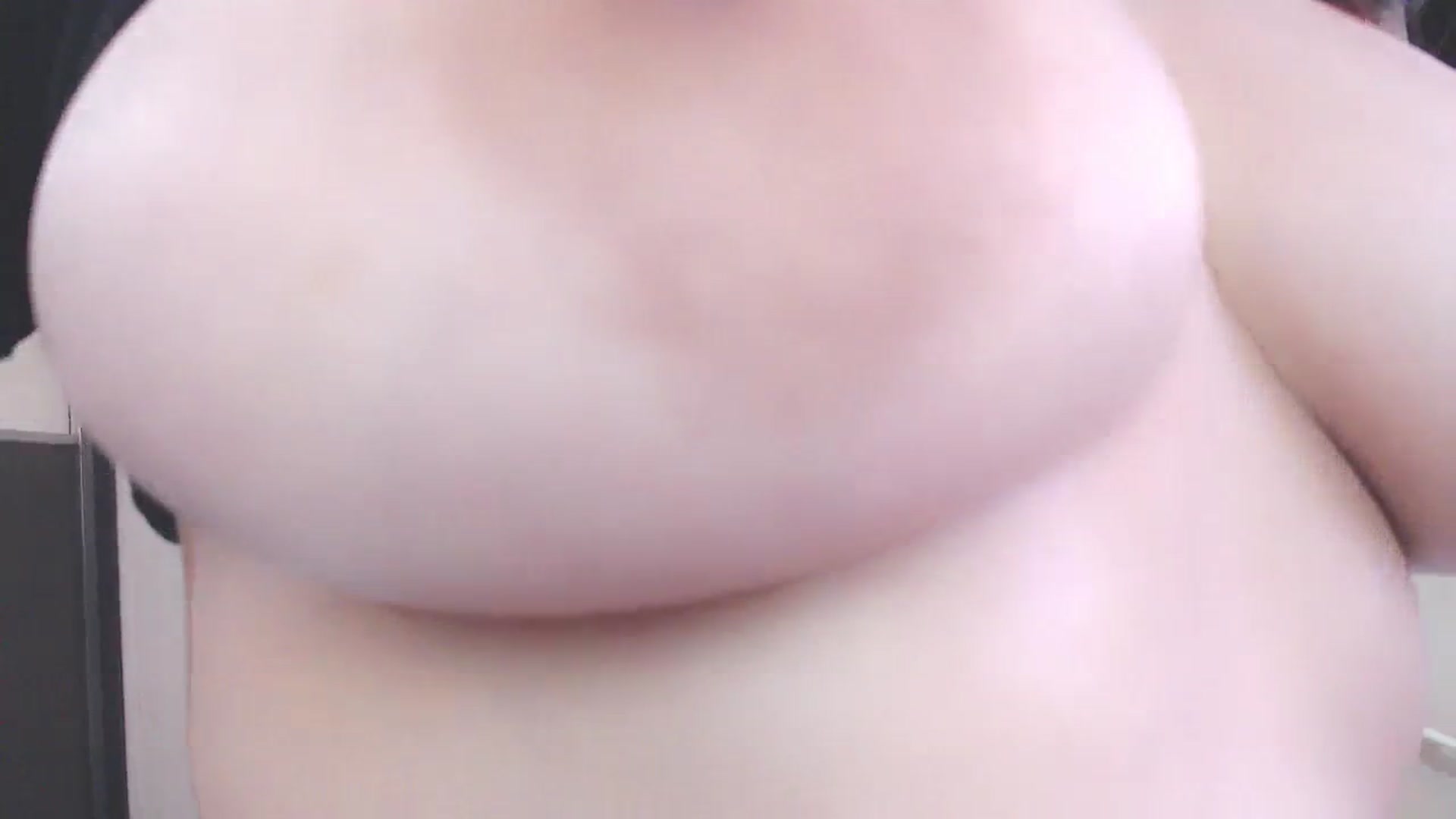 Gallery image thumbnail from AmaiSan's myfreecams stream on, 02/09/2024, 07:46 image 10 of 20