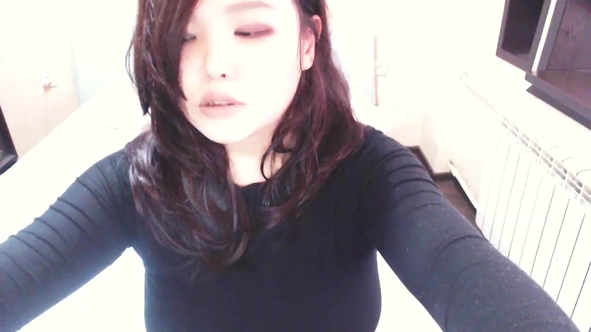 Gallery image thumbnail from AmaiSan's myfreecams stream on, 03/22/2024, 07:02 image 15 of 20