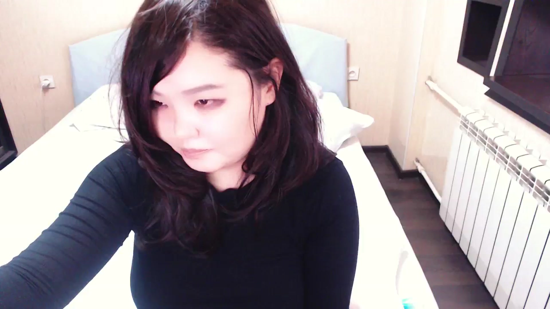 Gallery image thumbnail from AmaiSan's myfreecams stream on, 03/22/2024, 07:02 image 16 of 20