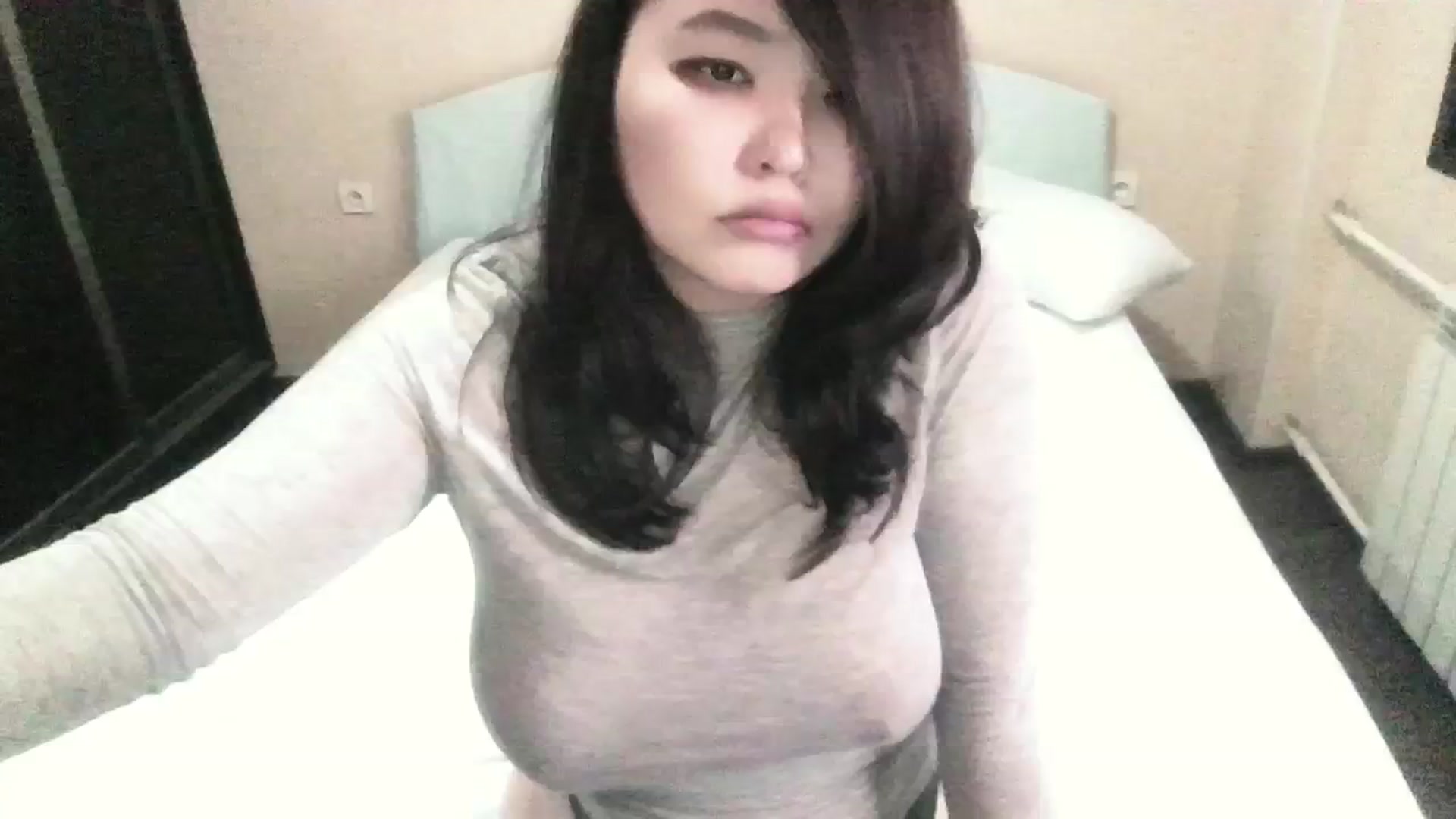 Gallery image thumbnail from AmaiSan's myfreecams stream on, 03/27/2024, 06:51 image 11 of 20