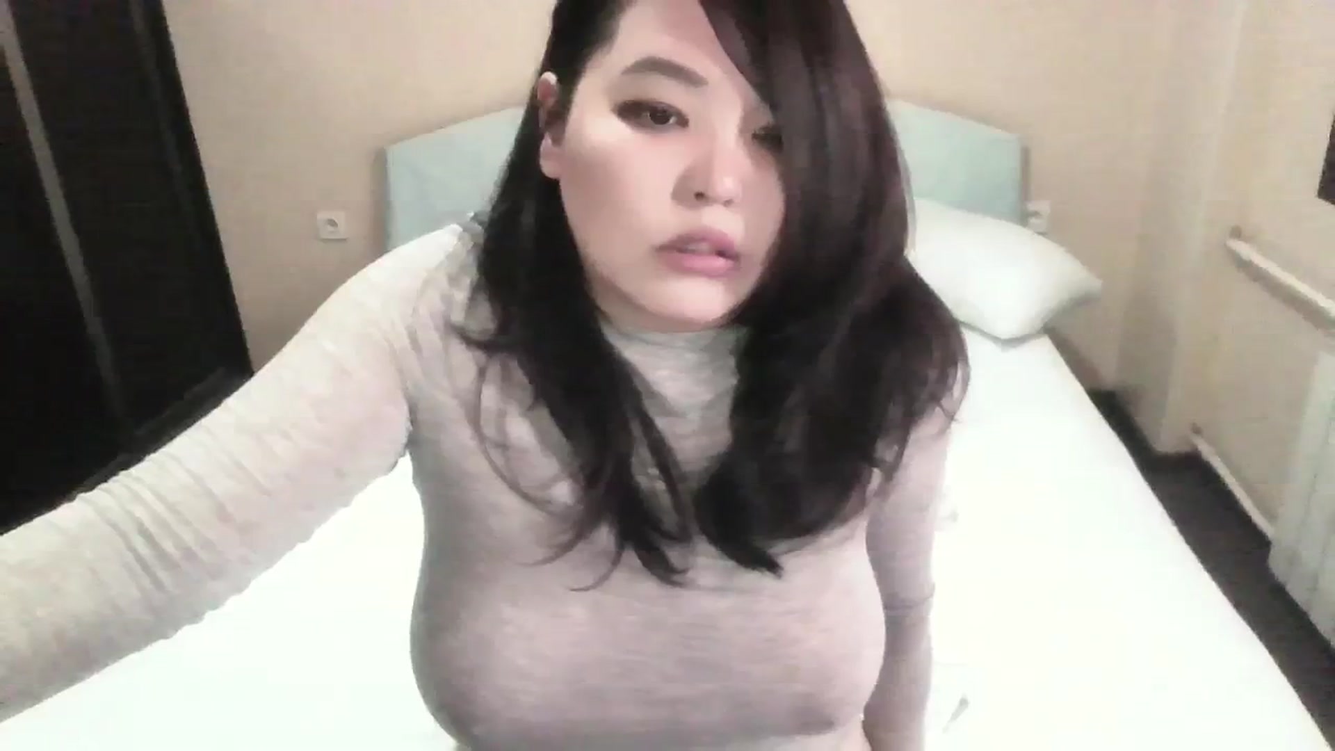 Gallery image thumbnail from AmaiSan's myfreecams stream on, 03/27/2024, 06:51 image 6 of 20