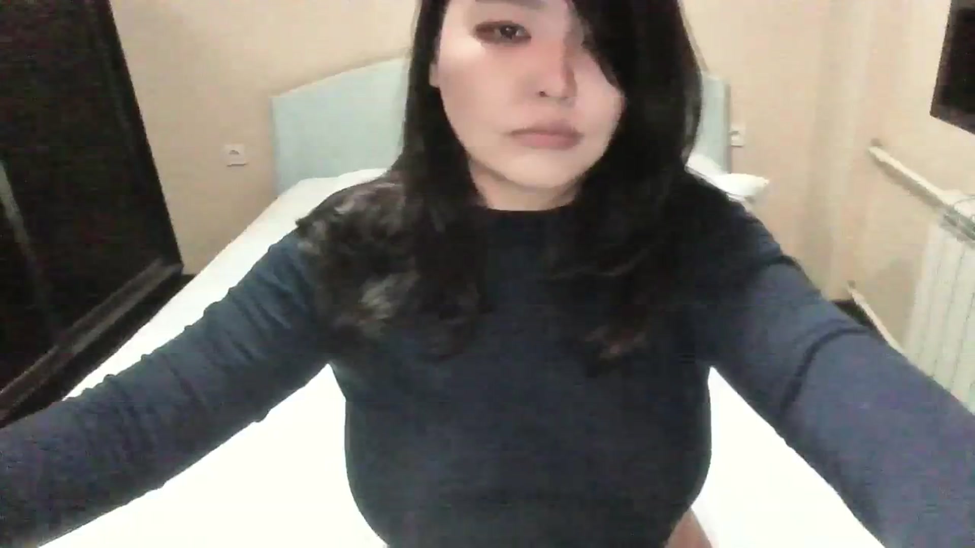Gallery image thumbnail from AmaiSan's myfreecams stream on, 03/29/2024, 18:17 image 15 of 20