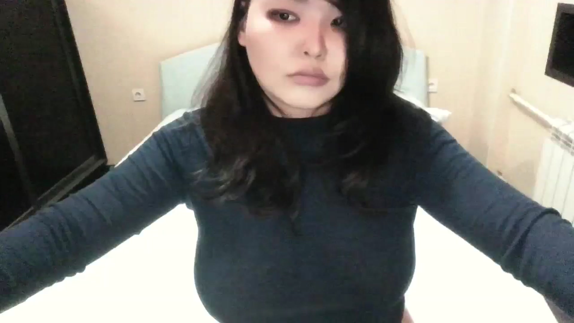 Gallery image thumbnail from AmaiSan's myfreecams stream on, 03/29/2024, 18:17 image 13 of 20