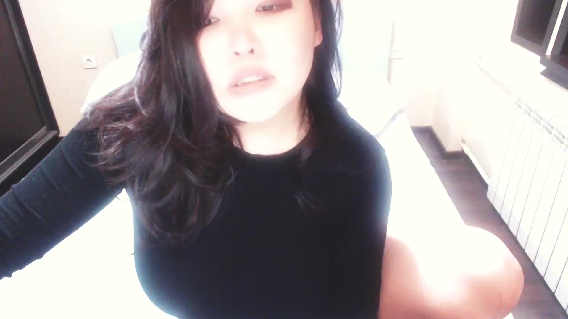 Gallery image thumbnail from AmaiSan's myfreecams stream on, 03/31/2024, 21:15 image 17 of 20