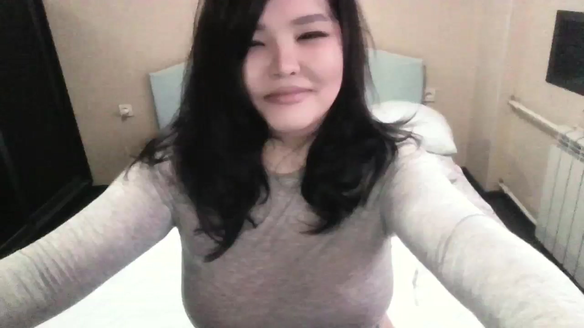 Gallery image thumbnail from AmaiSan's myfreecams stream on, 04/02/2024, 06:43 image 5 of 20
