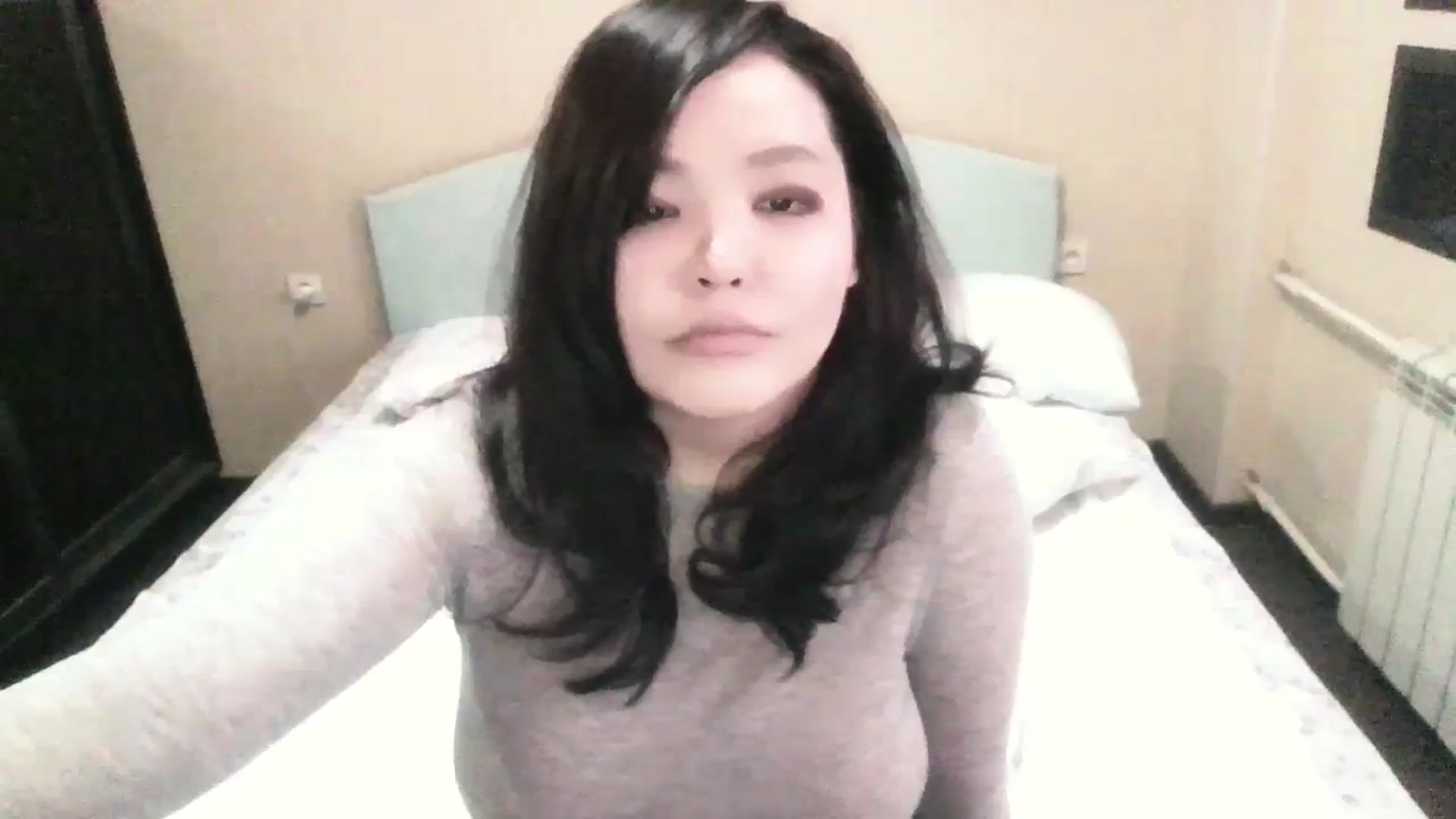 Gallery image thumbnail from AmaiSan's myfreecams stream on, 04/02/2024, 06:43 image 11 of 20