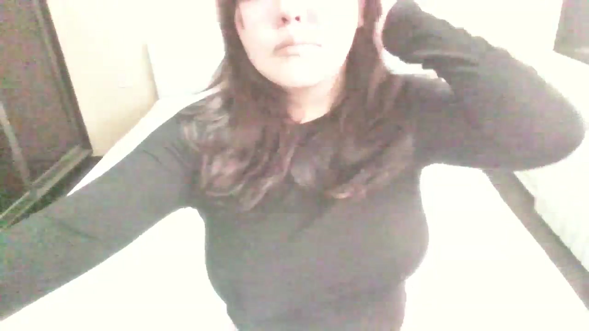 Gallery image thumbnail from AmaiSan's myfreecams stream on, 04/03/2024, 05:43 image 4 of 20