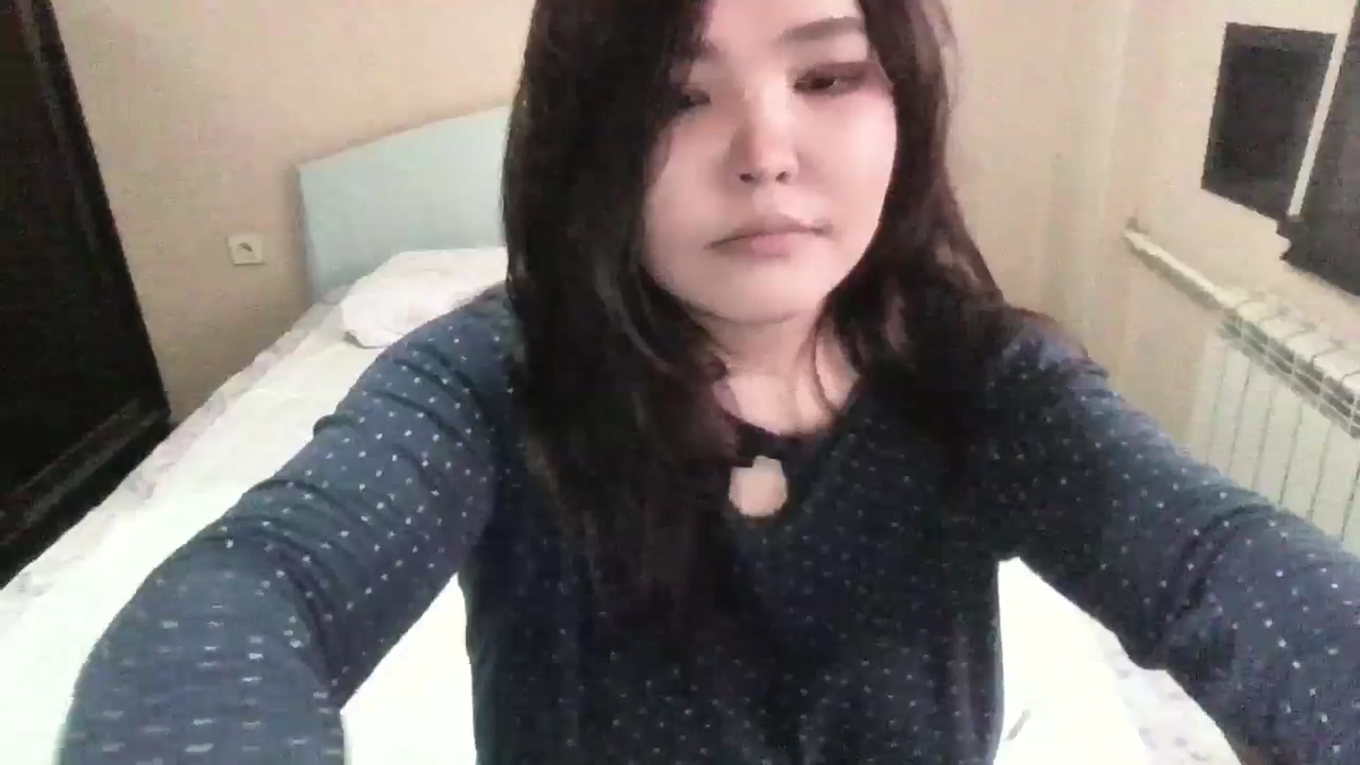 Gallery image thumbnail from AmaiSan's myfreecams stream on, 05/03/2024, 06:40 image 13 of 20