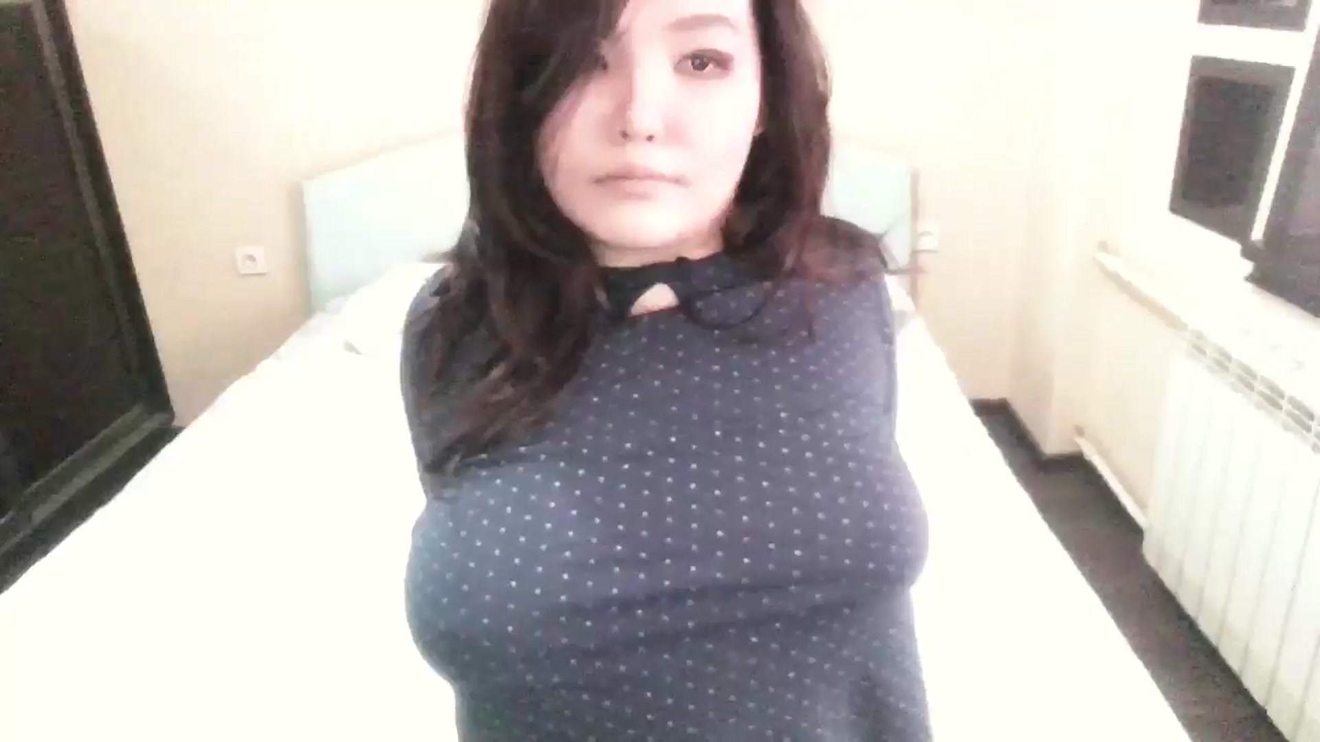 Gallery image thumbnail from AmaiSan's myfreecams stream on, 05/03/2024, 06:40 image 20 of 20