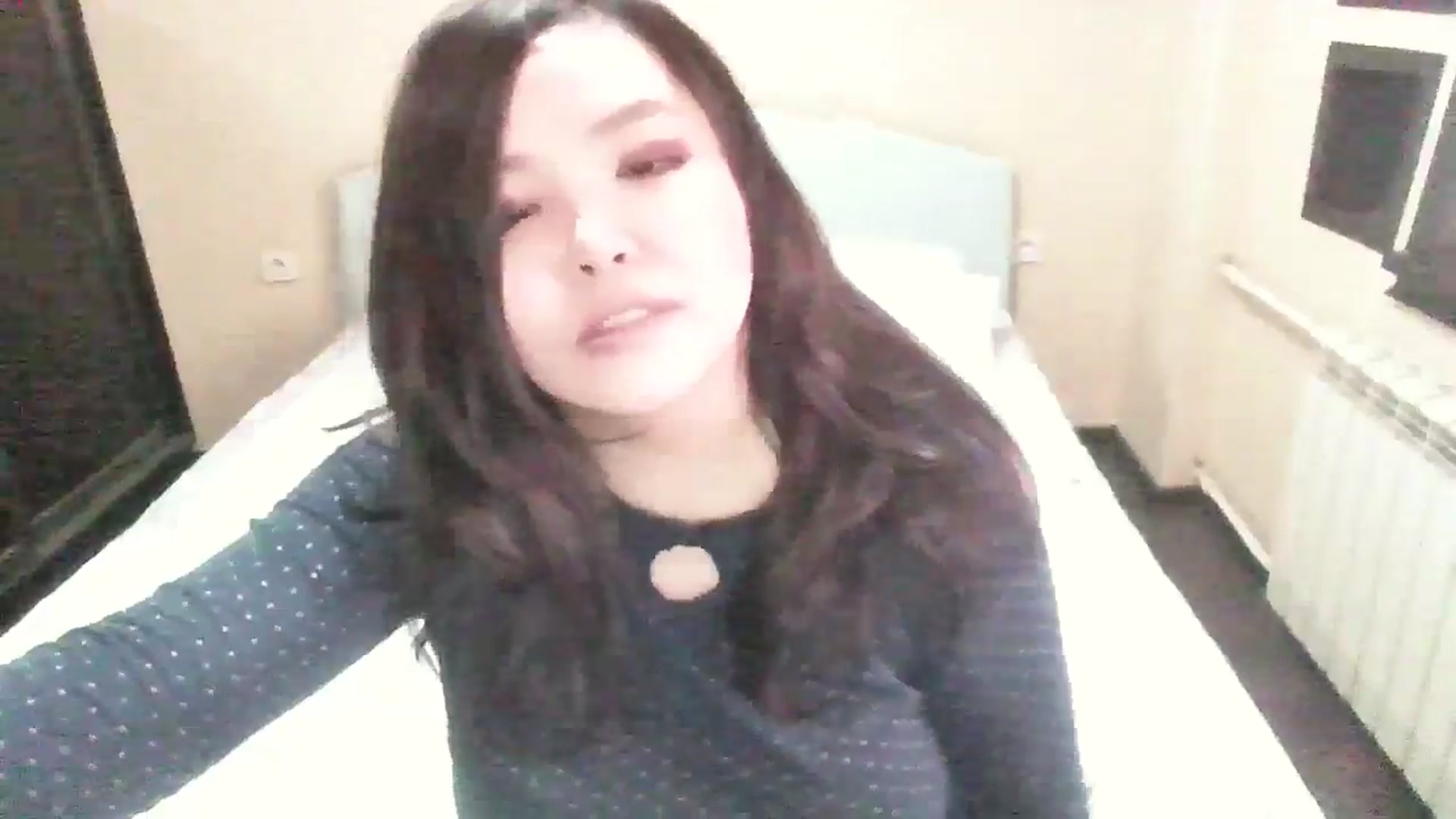 Gallery image thumbnail from AmaiSan's myfreecams stream on, 05/03/2024, 07:01 image 10 of 20