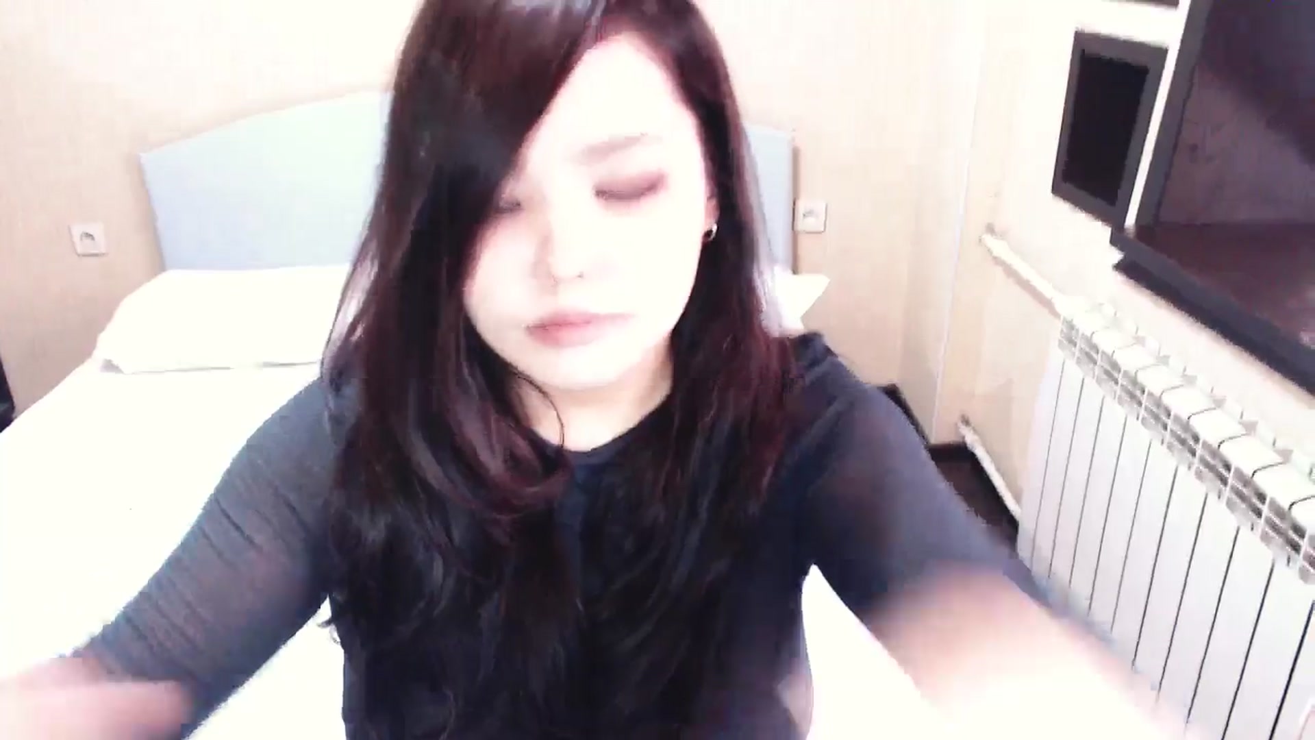 Gallery image thumbnail from AmaiSan's myfreecams stream on, 10/14/2024, 06:59 image 12 of 20