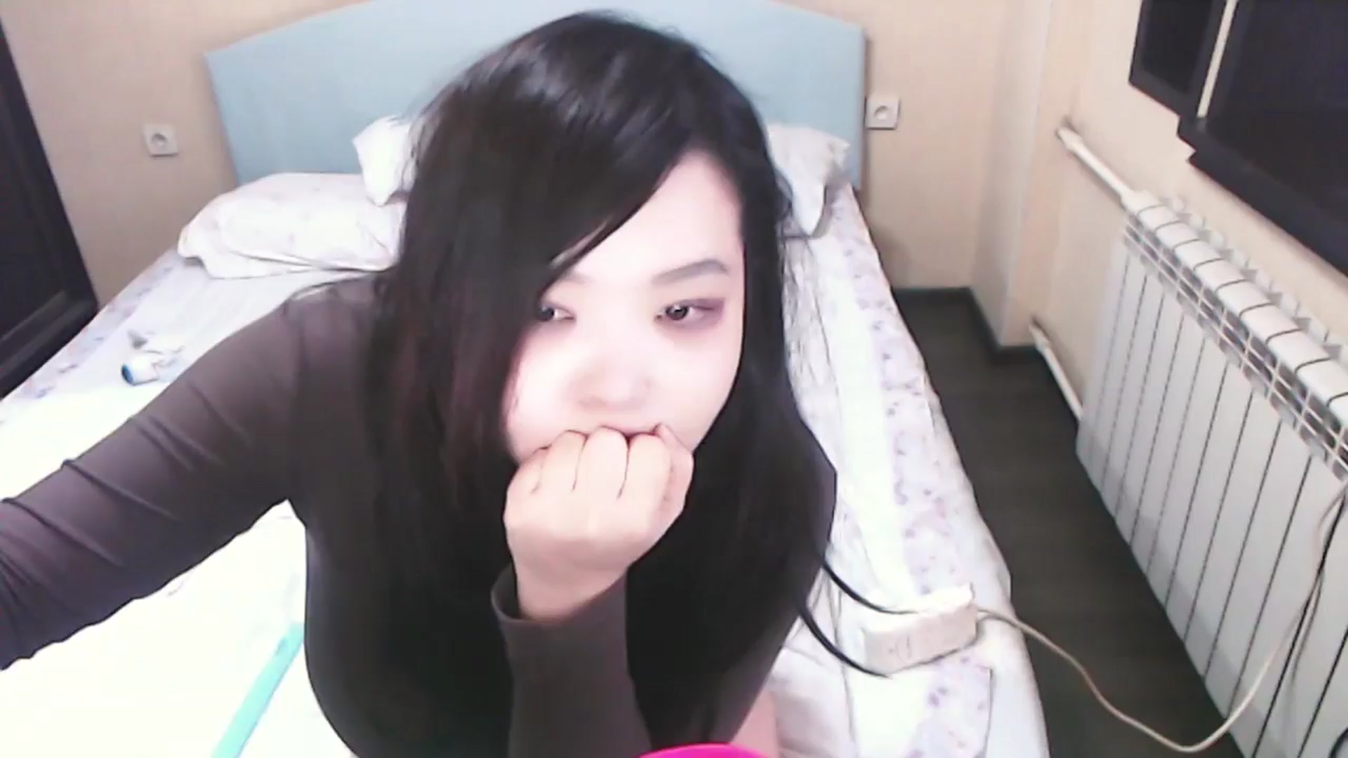 Gallery image thumbnail from AmaiSan's myfreecams stream on, 10/18/2024, 07:03 image 20 of 20