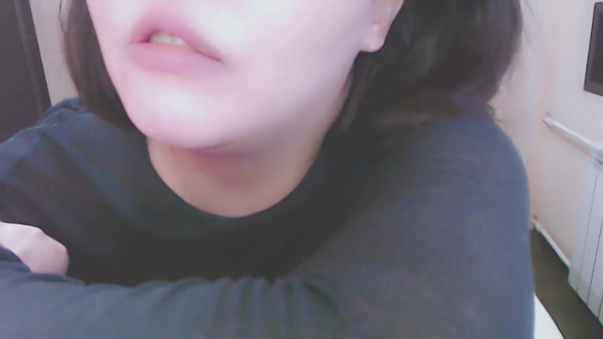 Gallery image thumbnail from AmaiSan's myfreecams stream on, 10/21/2024, 07:10 image 14 of 20