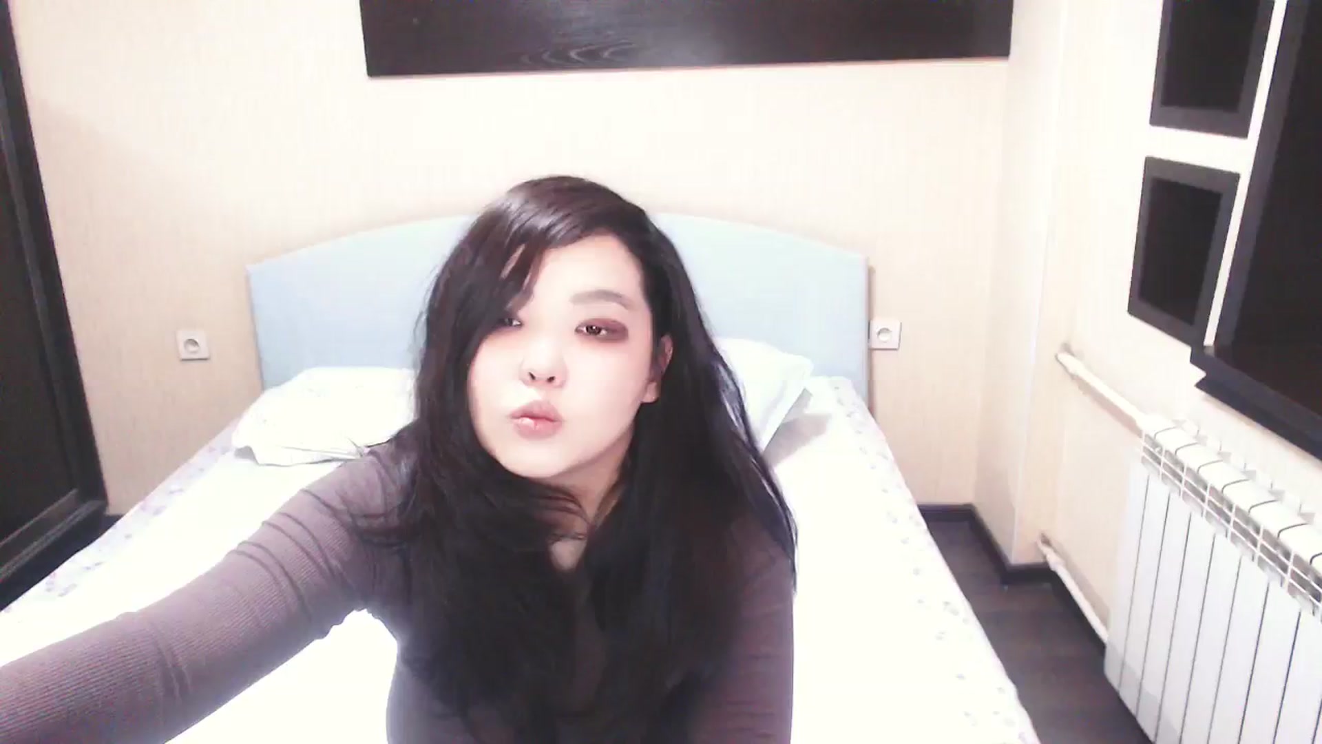 Gallery image thumbnail from AmaiSan's myfreecams stream on, 10/23/2024, 06:53 image 9 of 20