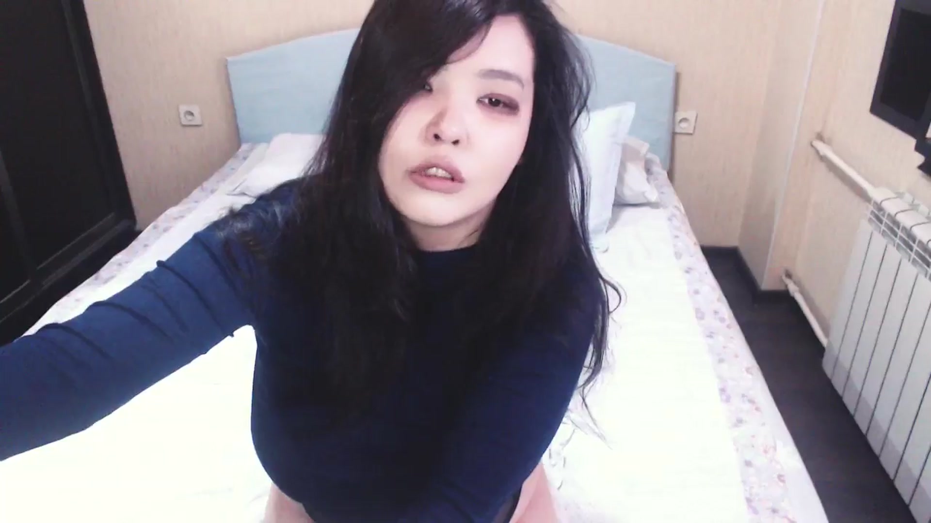 Gallery image thumbnail from AmaiSan's myfreecams stream on, 01/03/2025, 07:58 image 15 of 20