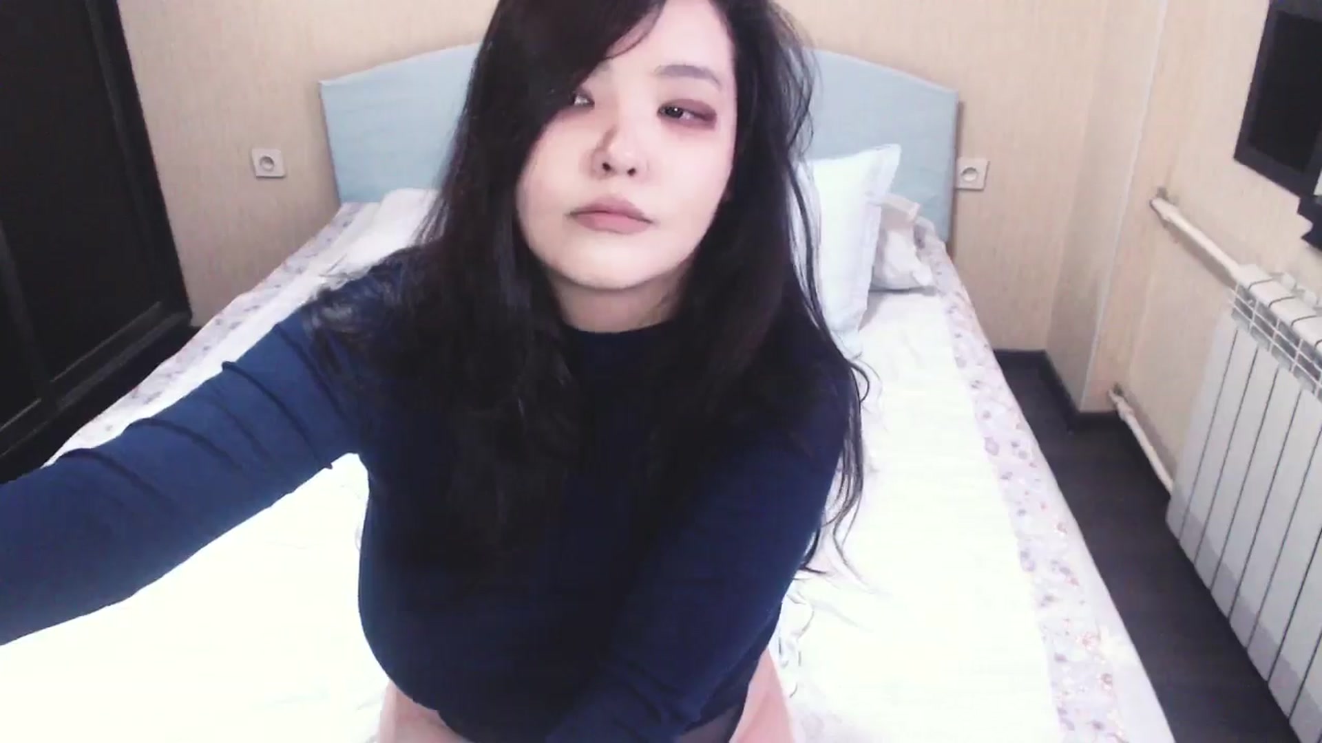 Gallery image thumbnail from AmaiSan's myfreecams stream on, 01/03/2025, 07:58 image 14 of 20