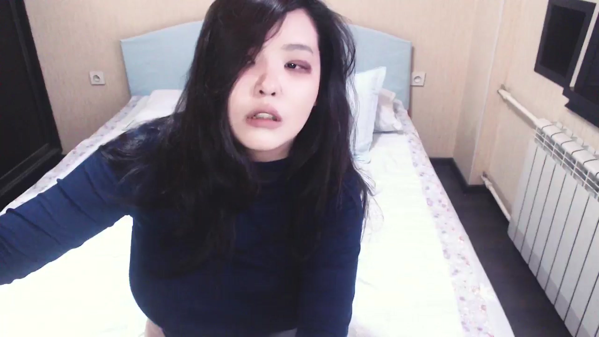 Gallery image thumbnail from AmaiSan's myfreecams stream on, 01/03/2025, 07:58 image 10 of 20