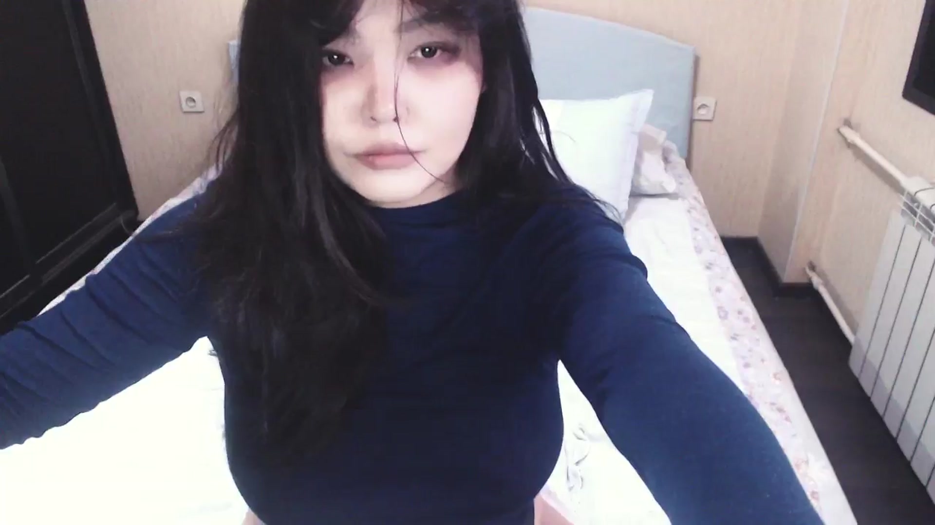 Gallery image thumbnail from AmaiSan's myfreecams stream on, 01/03/2025, 07:58 image 6 of 20