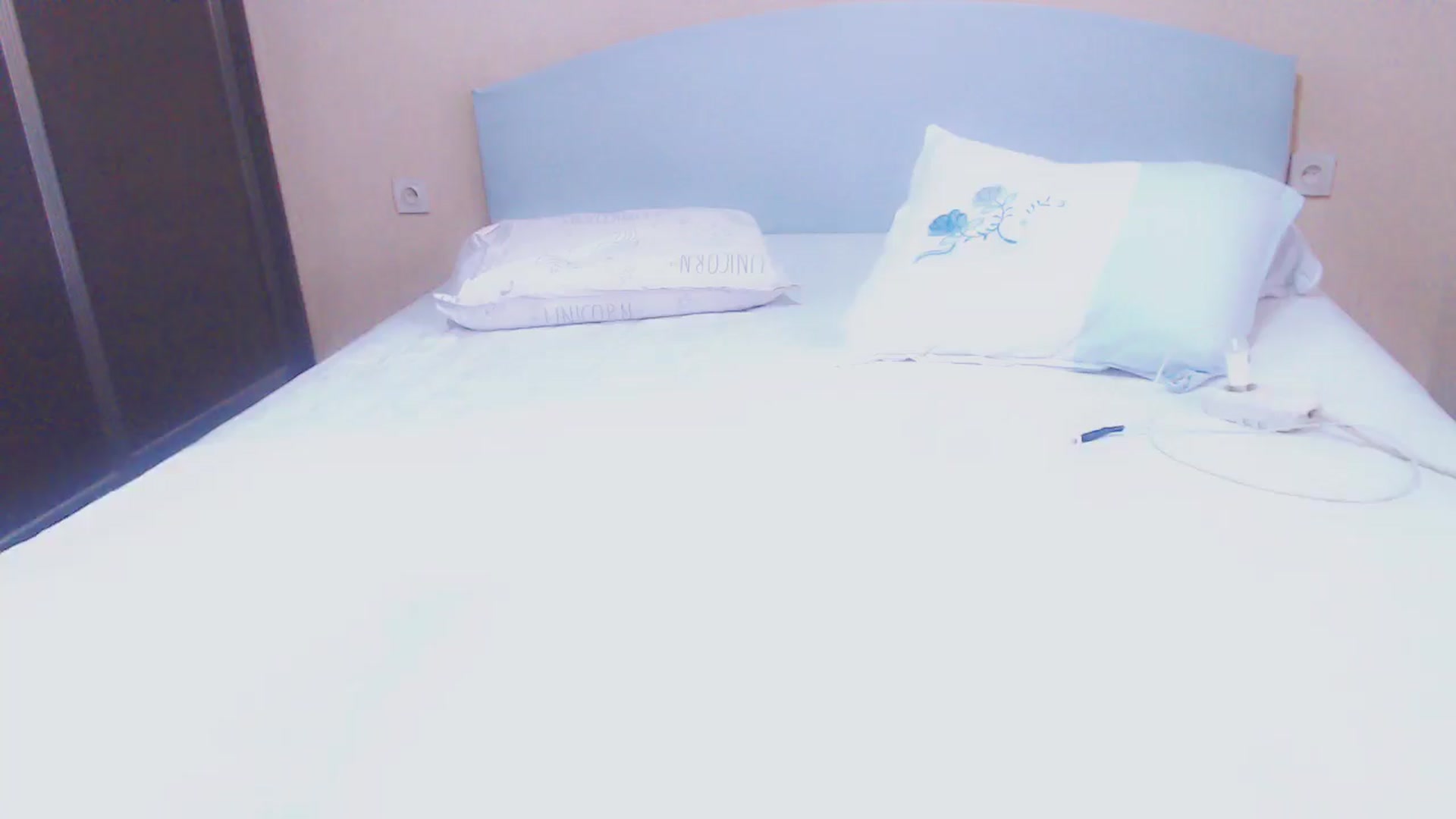 Gallery image thumbnail from AmaiSan's myfreecams stream on, 01/08/2025, 07:46 image 10 of 20
