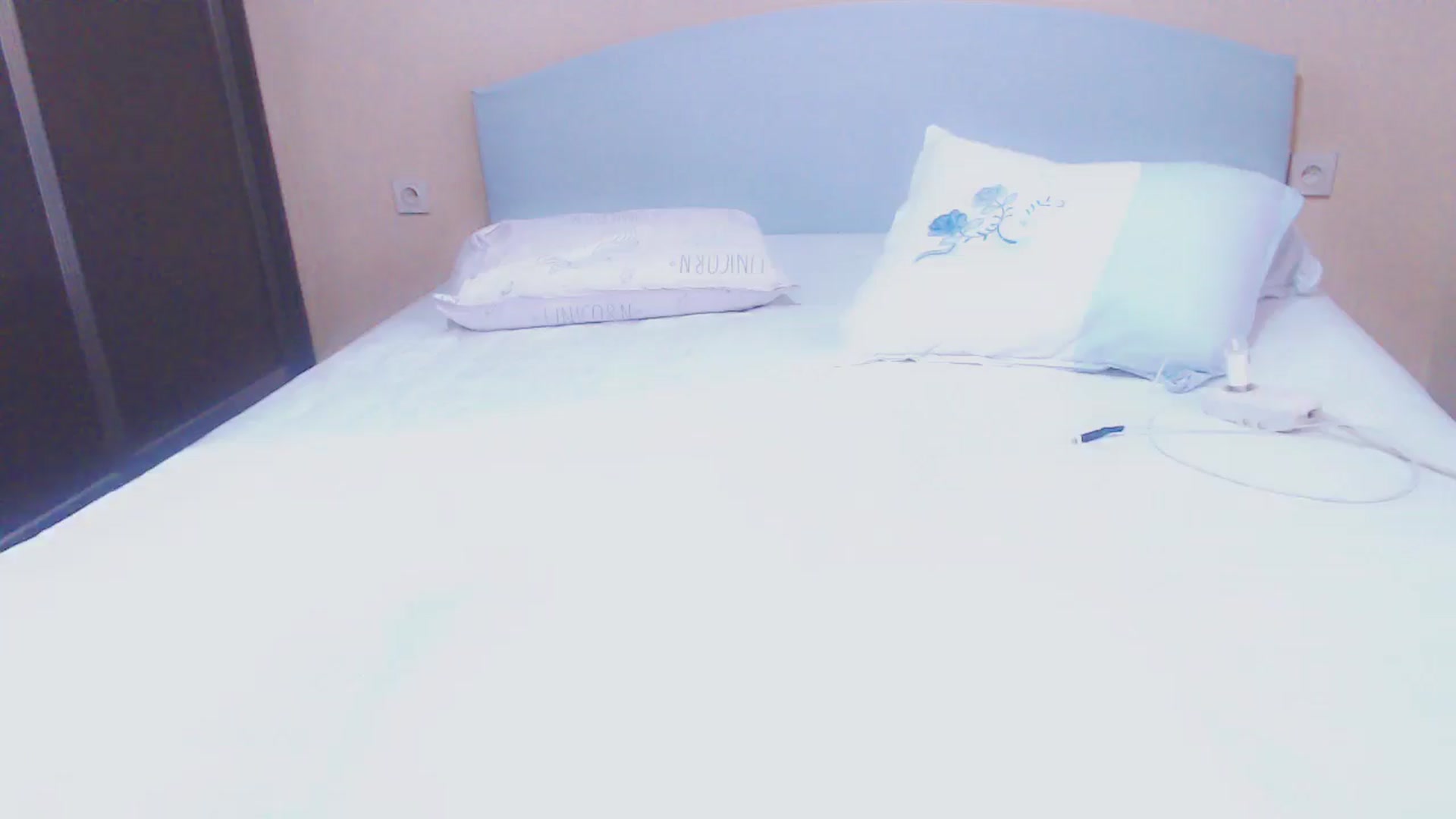 Gallery image thumbnail from AmaiSan's myfreecams stream on, 01/08/2025, 07:46 image 15 of 20