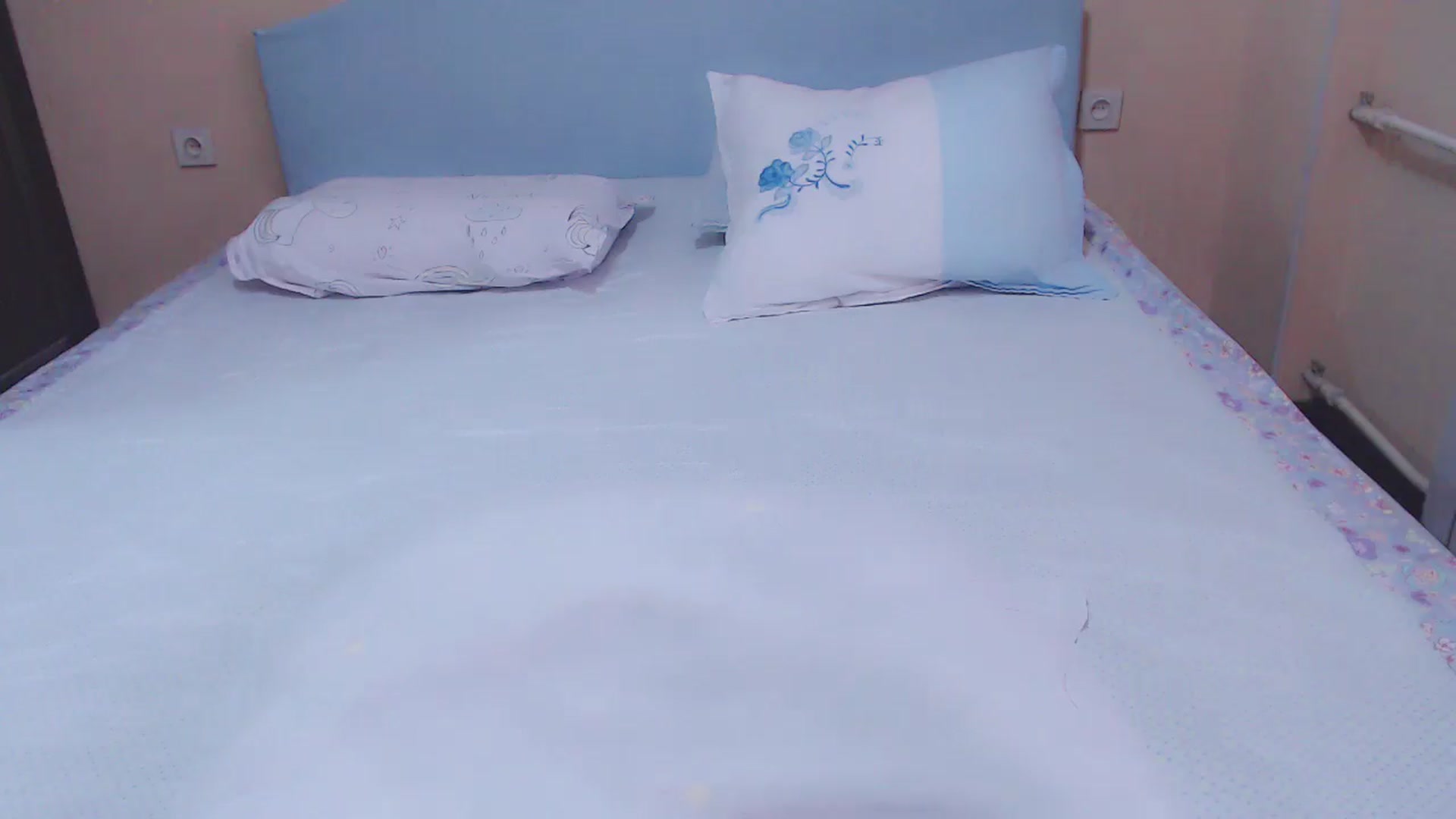 Gallery image thumbnail from AmaiSan's myfreecams stream on, 01/13/2025, 07:52 image 10 of 20