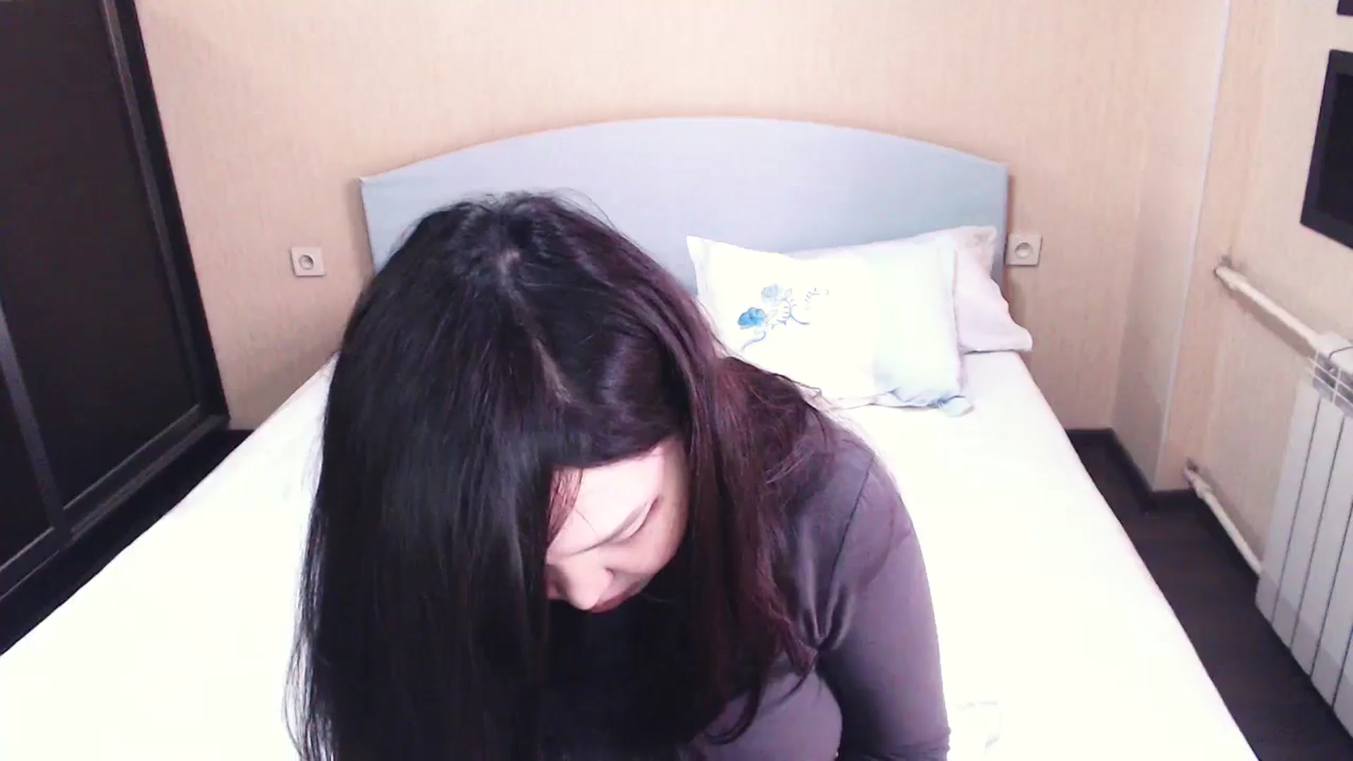 Gallery image thumbnail from AmaiSan's myfreecams stream on, 01/27/2025, 07:58 image 3 of 20