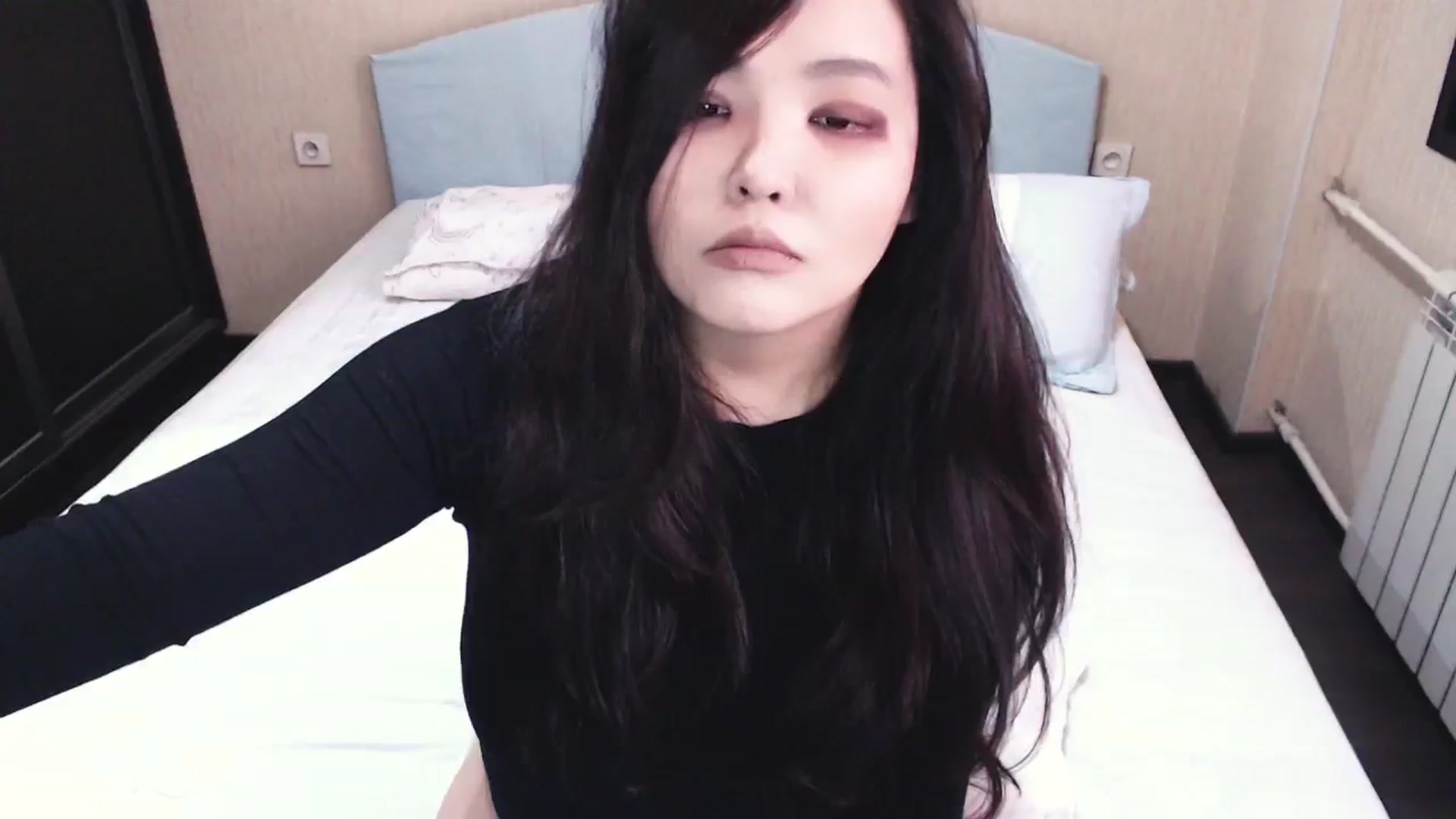 Gallery image thumbnail from AmaiSan's myfreecams stream on, 01/29/2025, 07:55 image 8 of 20