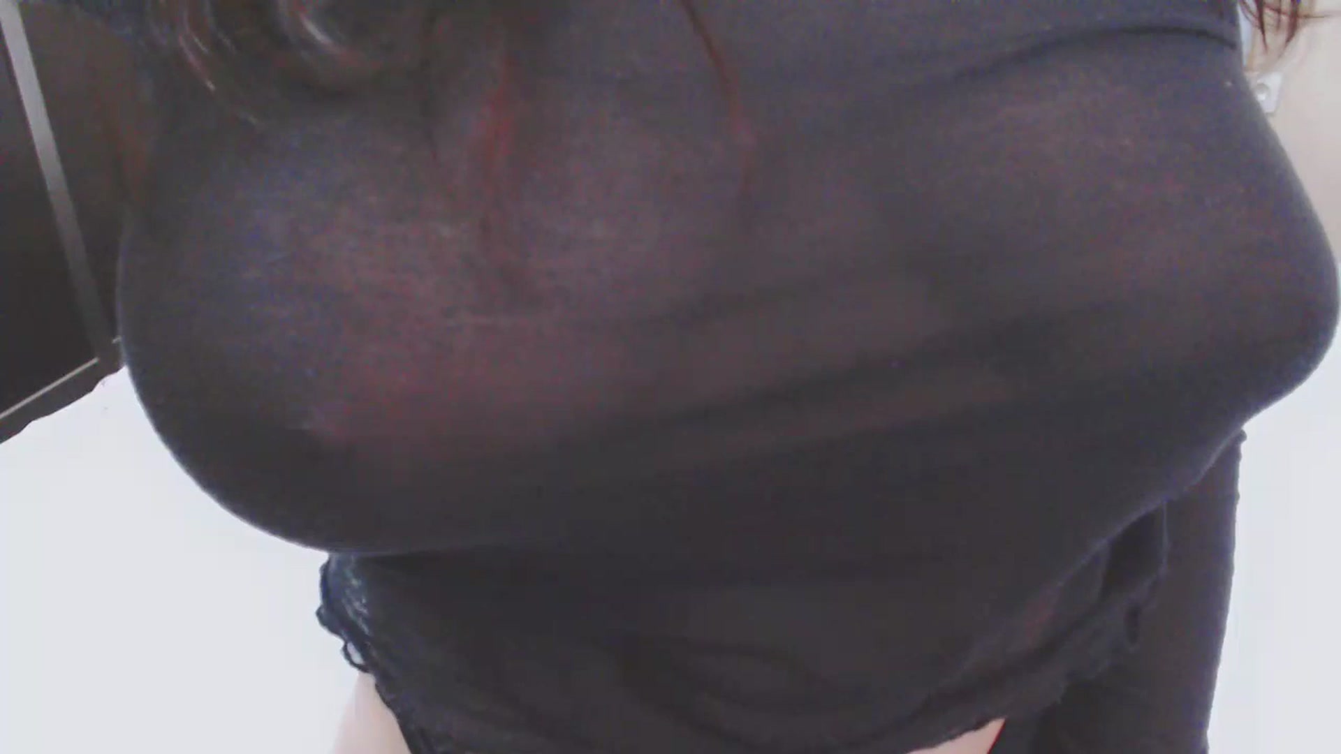 Gallery image thumbnail from AmaiSan's myfreecams stream on, 03/24/2025, 08:14 image 10 of 20