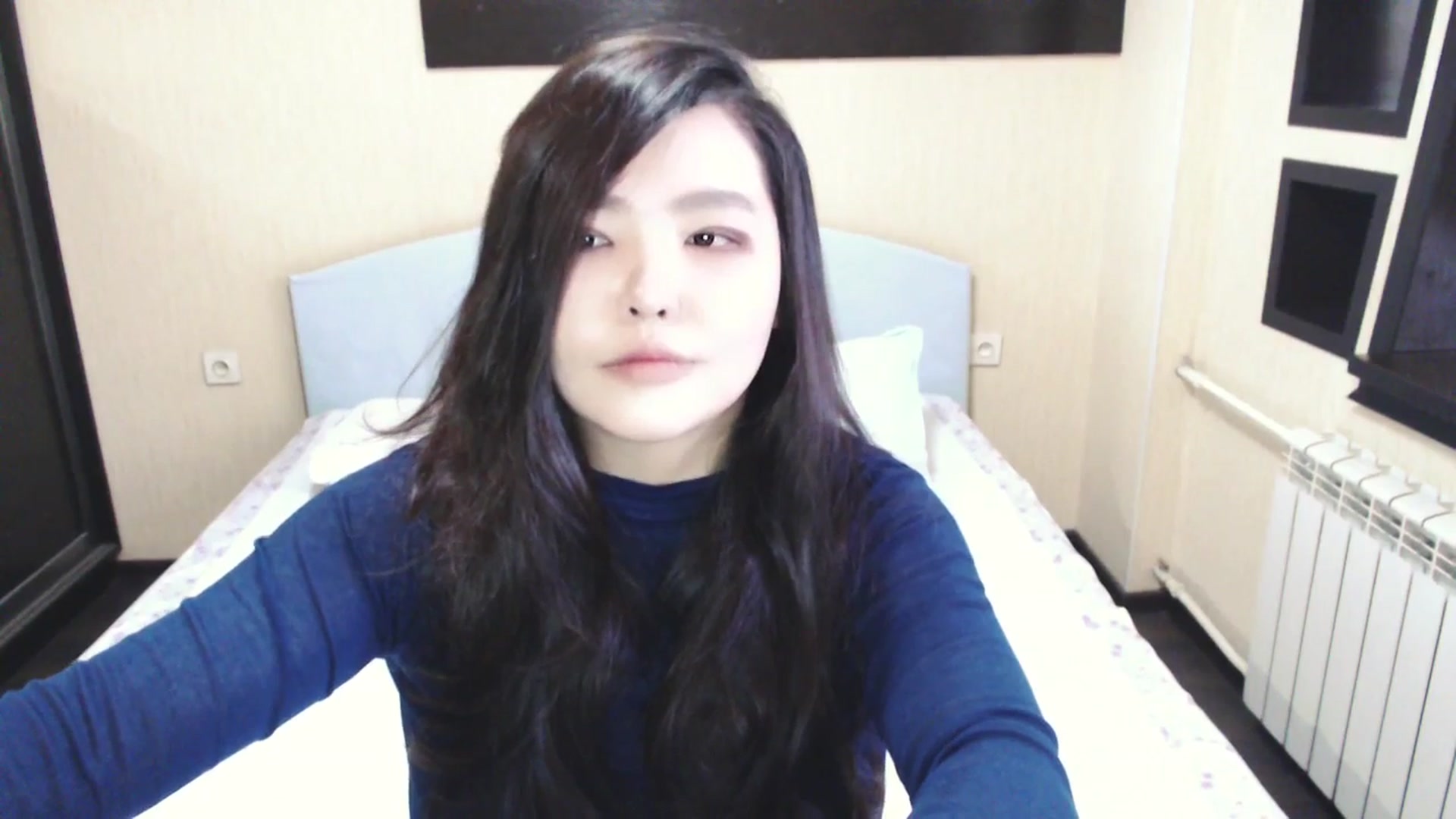 Gallery image thumbnail from AmaiSan's myfreecams stream on, 04/06/2025, 07:35 image 5 of 20