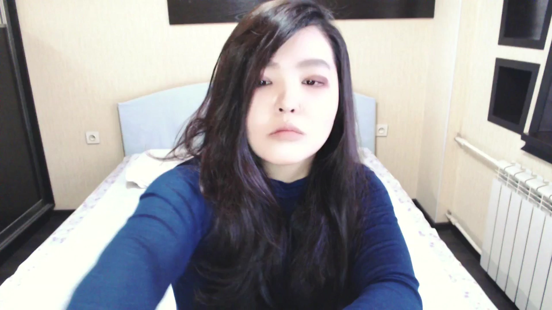 Gallery image thumbnail from AmaiSan's myfreecams stream on, 04/06/2025, 07:35 image 4 of 20