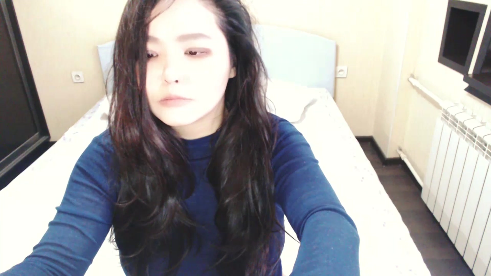 Gallery image thumbnail from AmaiSan's myfreecams stream on, 04/06/2025, 10:53 image 15 of 20