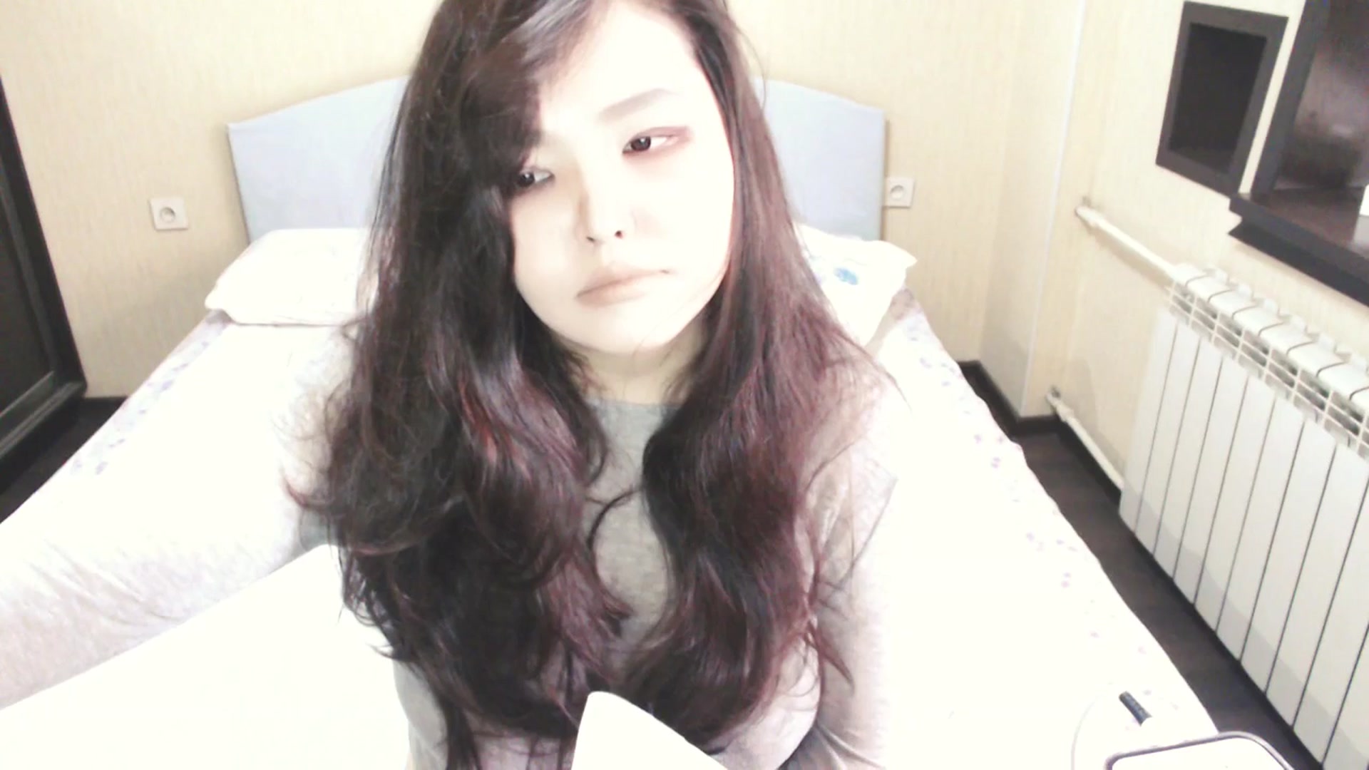 Gallery image thumbnail from AmaiSan's myfreecams stream on, 04/09/2025, 05:17 image 12 of 20