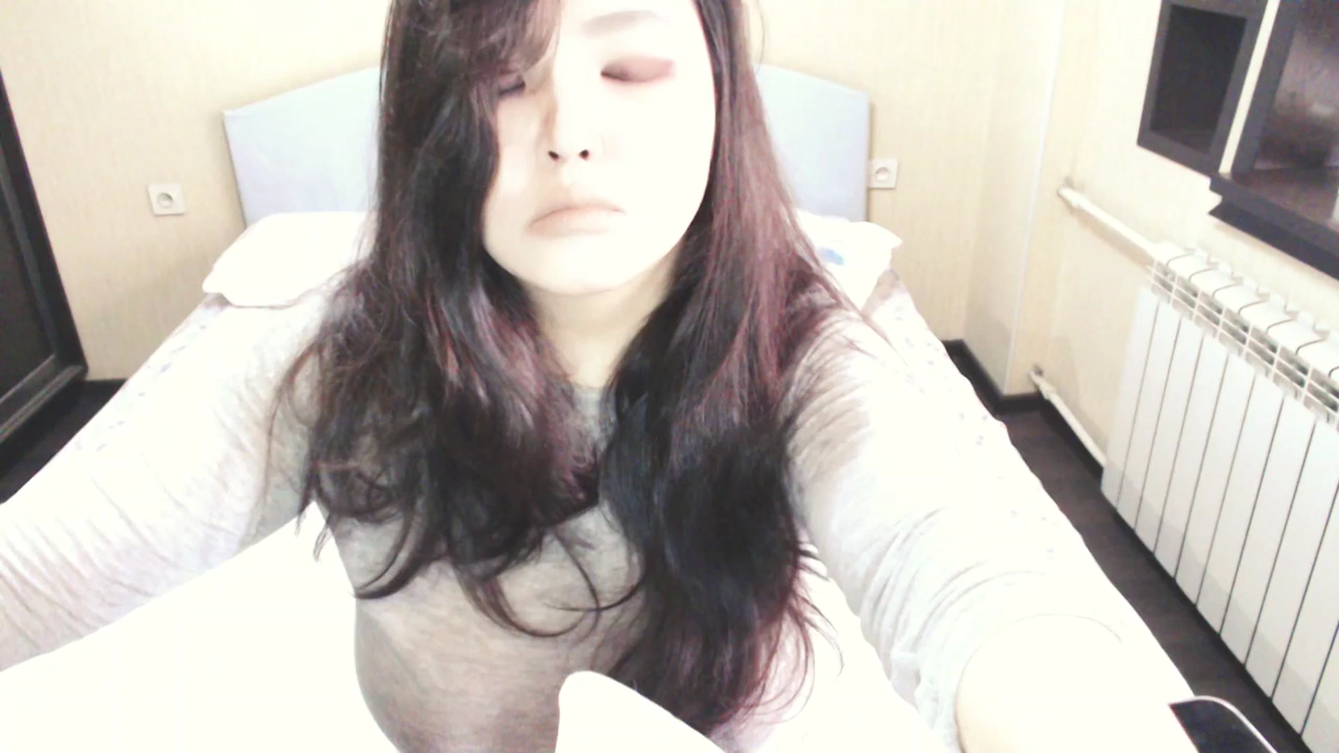 Gallery image thumbnail from AmaiSan's myfreecams stream on, 04/09/2025, 05:17 image 10 of 20