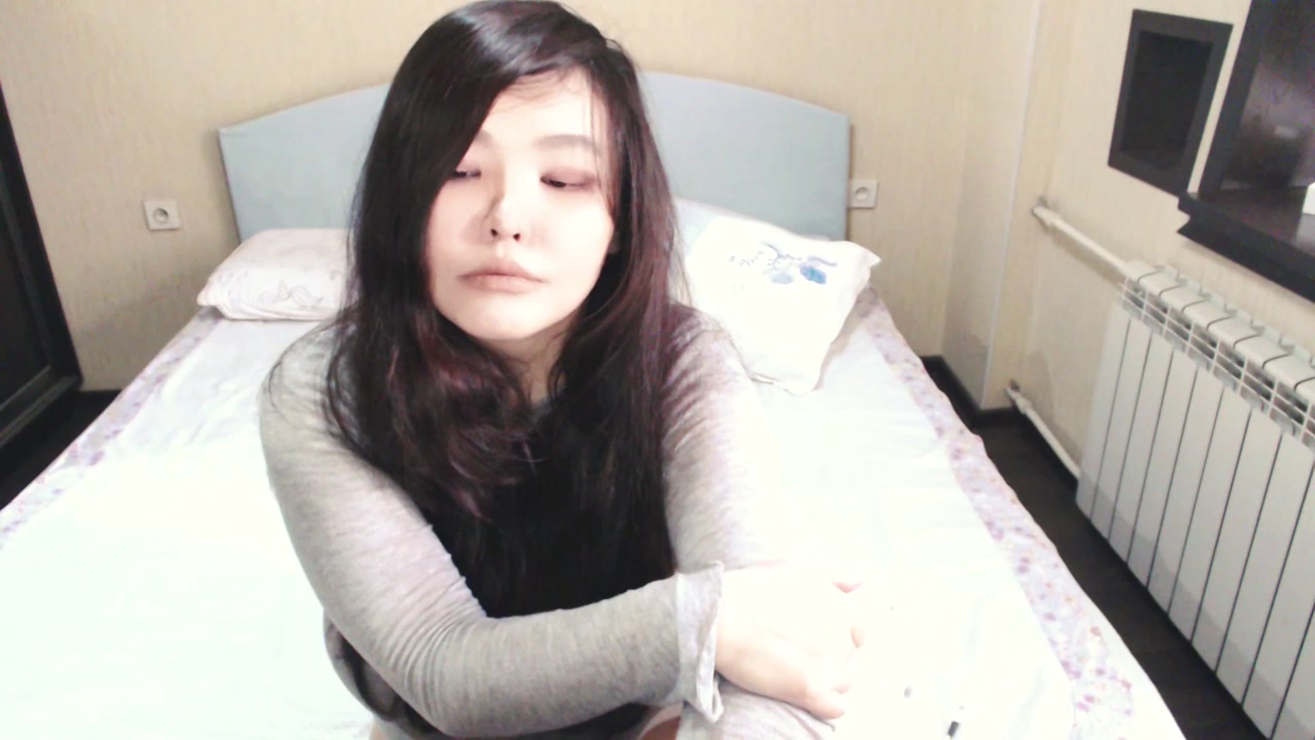 Gallery image thumbnail from AmaiSan's myfreecams stream on, 04/09/2025, 06:09 image 9 of 20