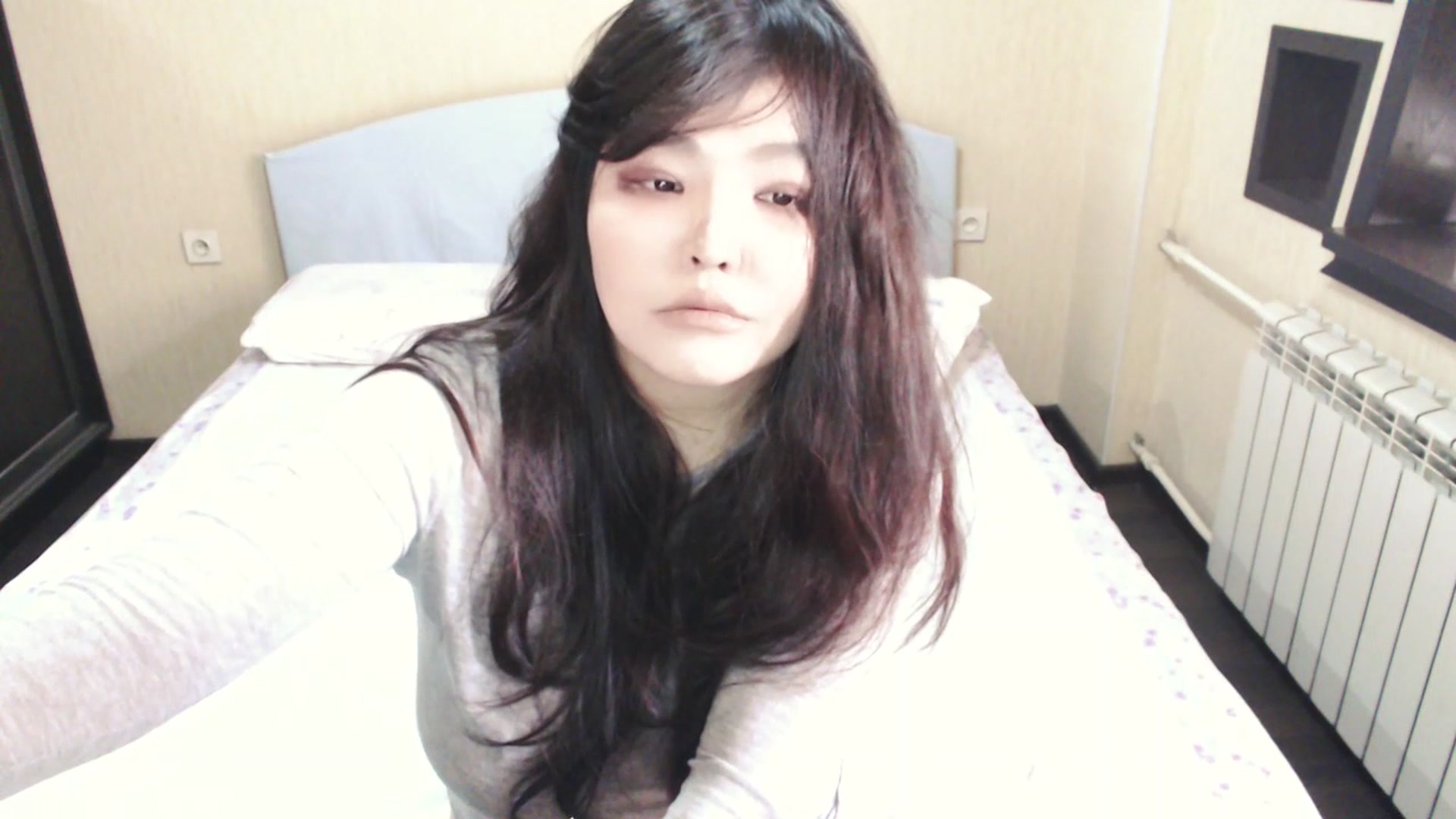 Gallery image thumbnail from AmaiSan's myfreecams stream on, 04/09/2025, 06:09 image 13 of 20