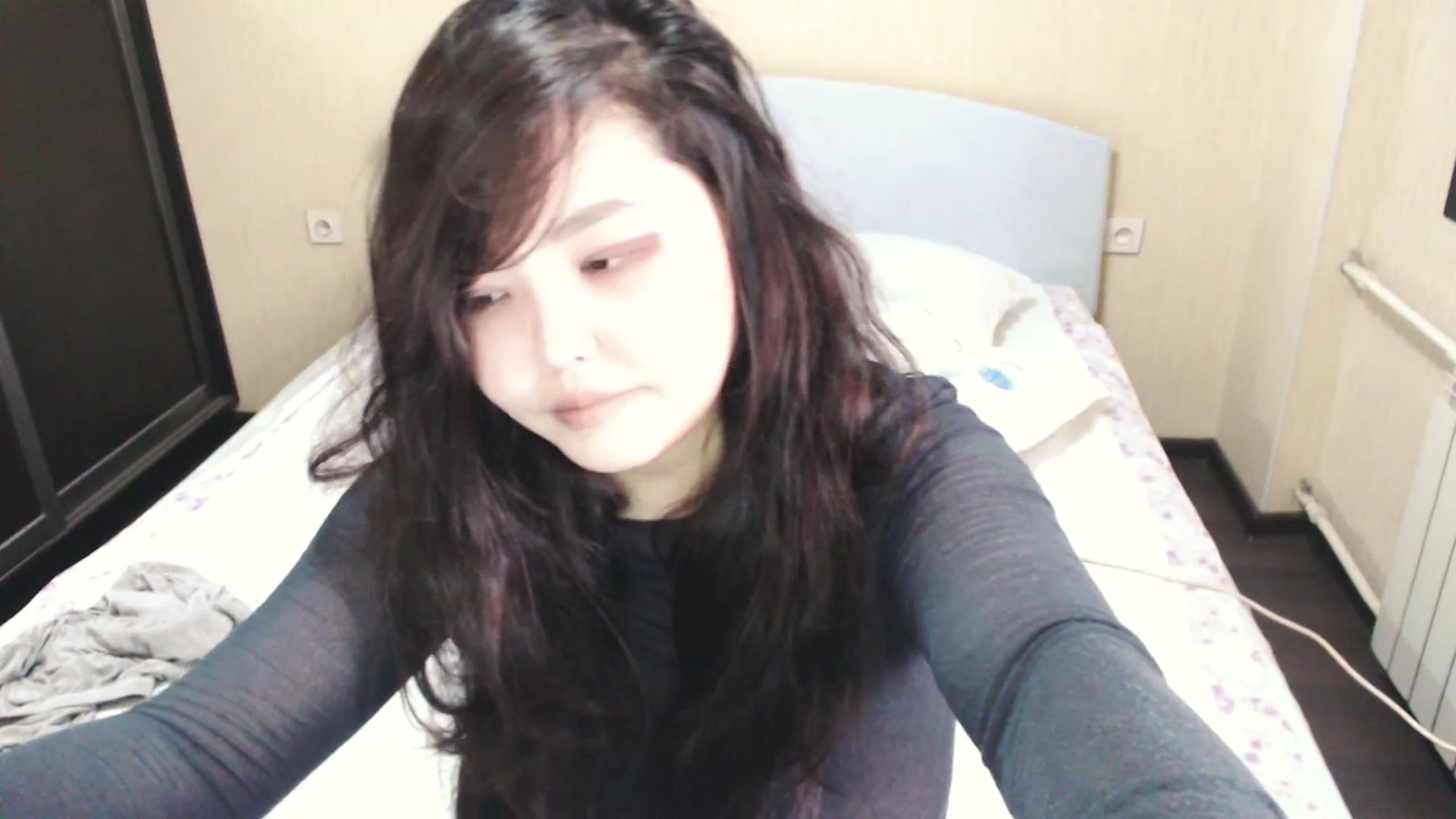 Gallery image thumbnail from AmaiSan's myfreecams stream on, 04/10/2025, 07:46 image 18 of 20