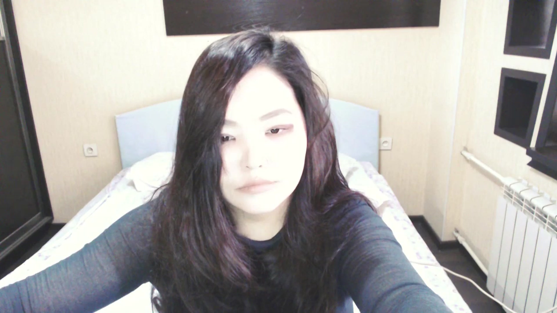 Gallery image thumbnail from AmaiSan's myfreecams stream on, 04/10/2025, 07:46 image 2 of 20