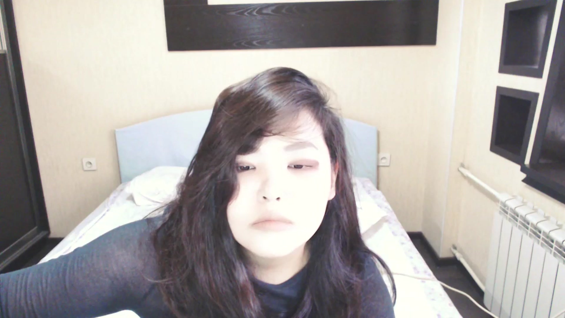 Gallery image thumbnail from AmaiSan's myfreecams stream on, 04/10/2025, 07:46 image 4 of 20