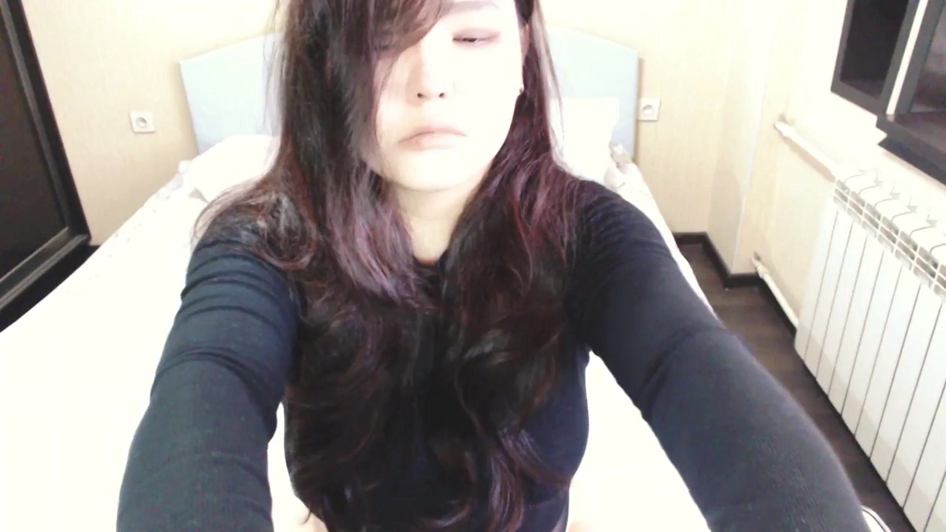 Gallery image thumbnail from AmaiSan's myfreecams stream on, 04/11/2025, 07:46 image 6 of 20