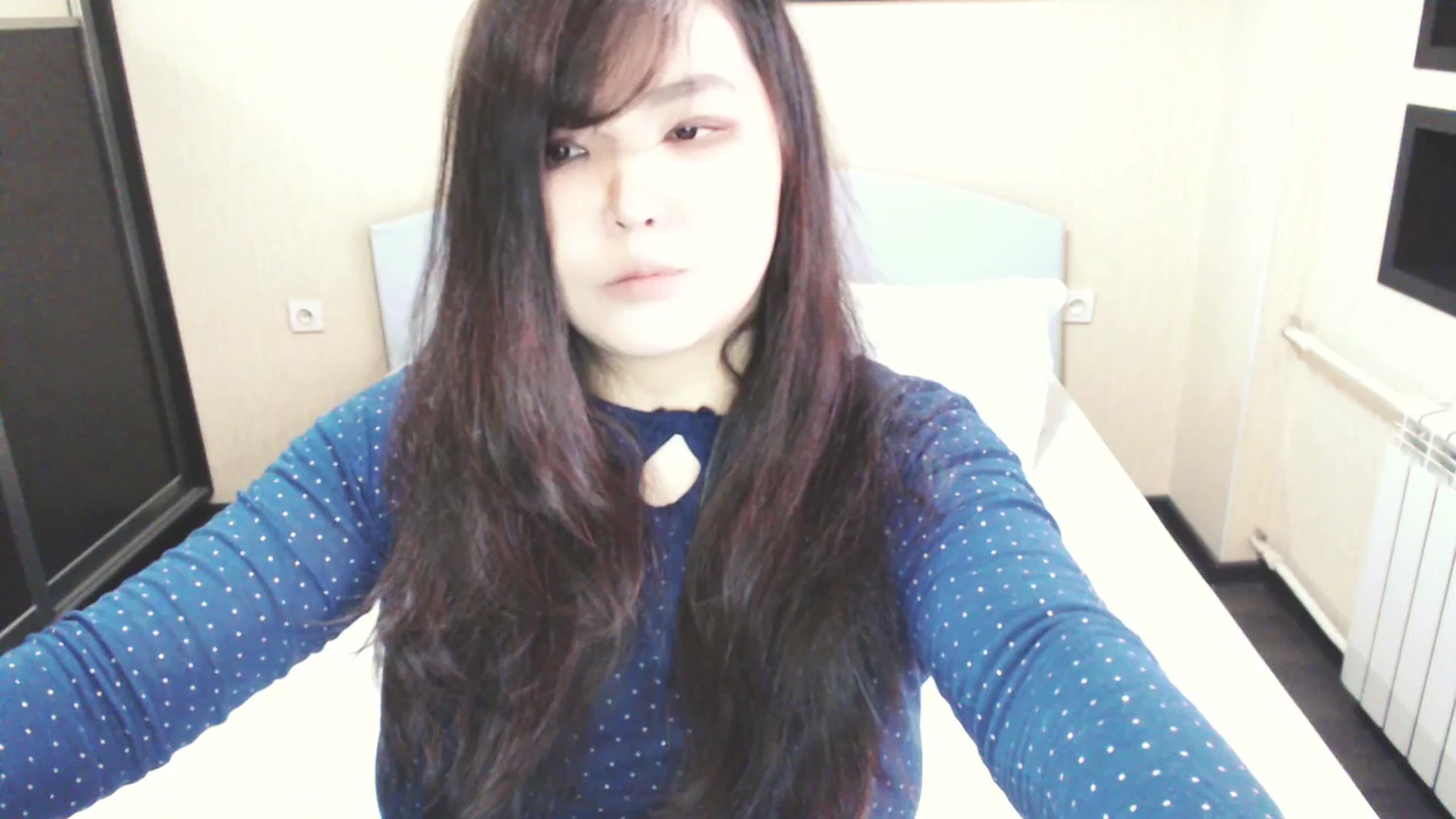 Gallery image thumbnail from AmaiSan's myfreecams stream on, 04/14/2025, 05:22 image 3 of 20