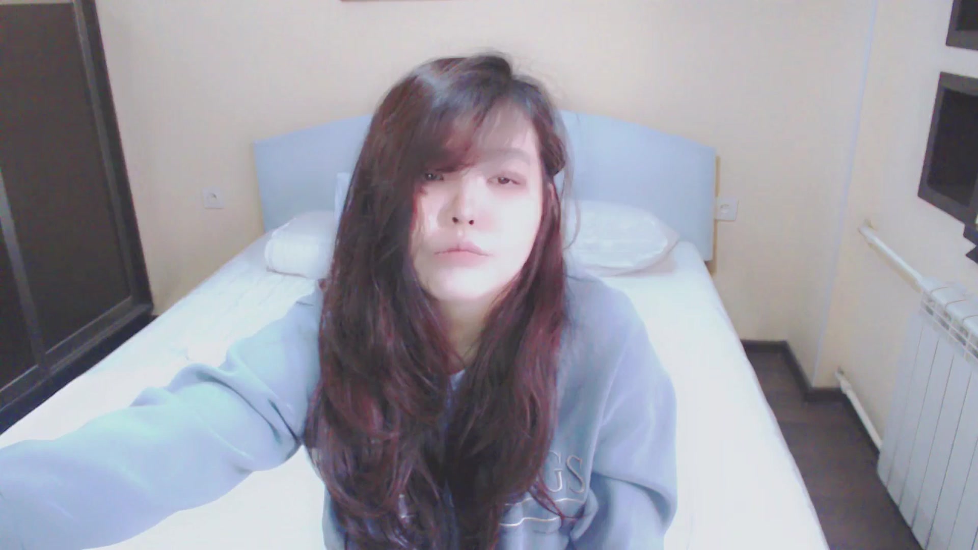 Gallery image thumbnail from AmaiSan's myfreecams stream on, 04/18/2025, 07:22 image 6 of 20