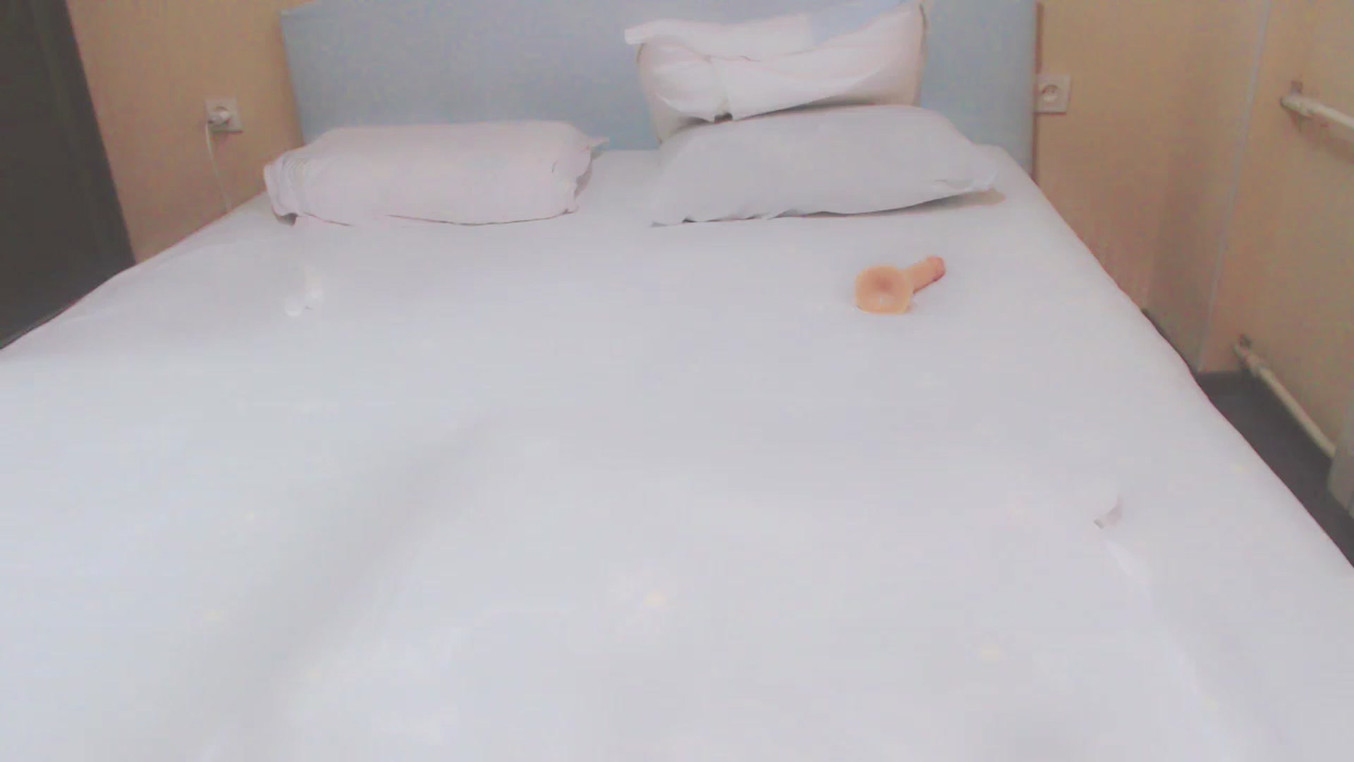 Gallery image thumbnail from AmaiSan's myfreecams stream on, 04/23/2025, 08:21 image 17 of 20