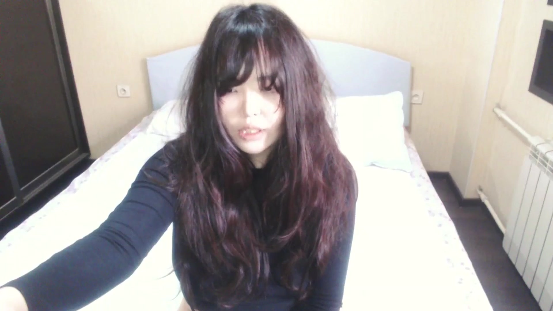Gallery image thumbnail from AmaiSan's myfreecams stream on, 04/28/2025, 05:20 image 15 of 20