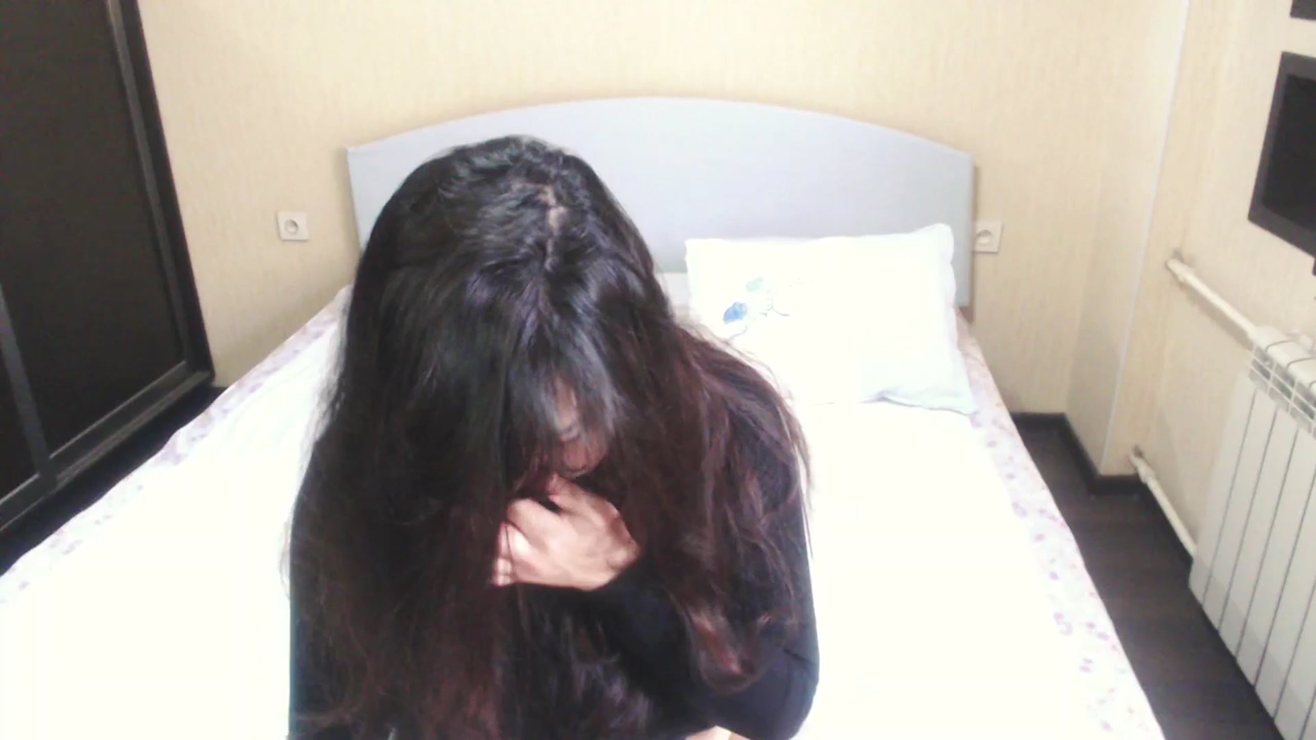 Gallery image thumbnail from AmaiSan's myfreecams stream on, 04/28/2025, 06:50 image 6 of 20